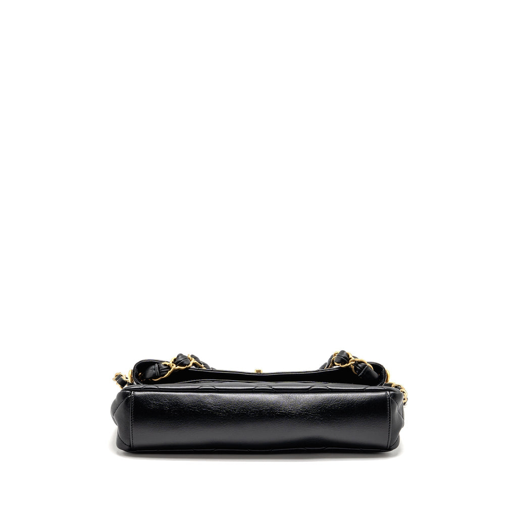 chanel-large-hobo-bag-lambskin-black-ghw-microchip-copy
