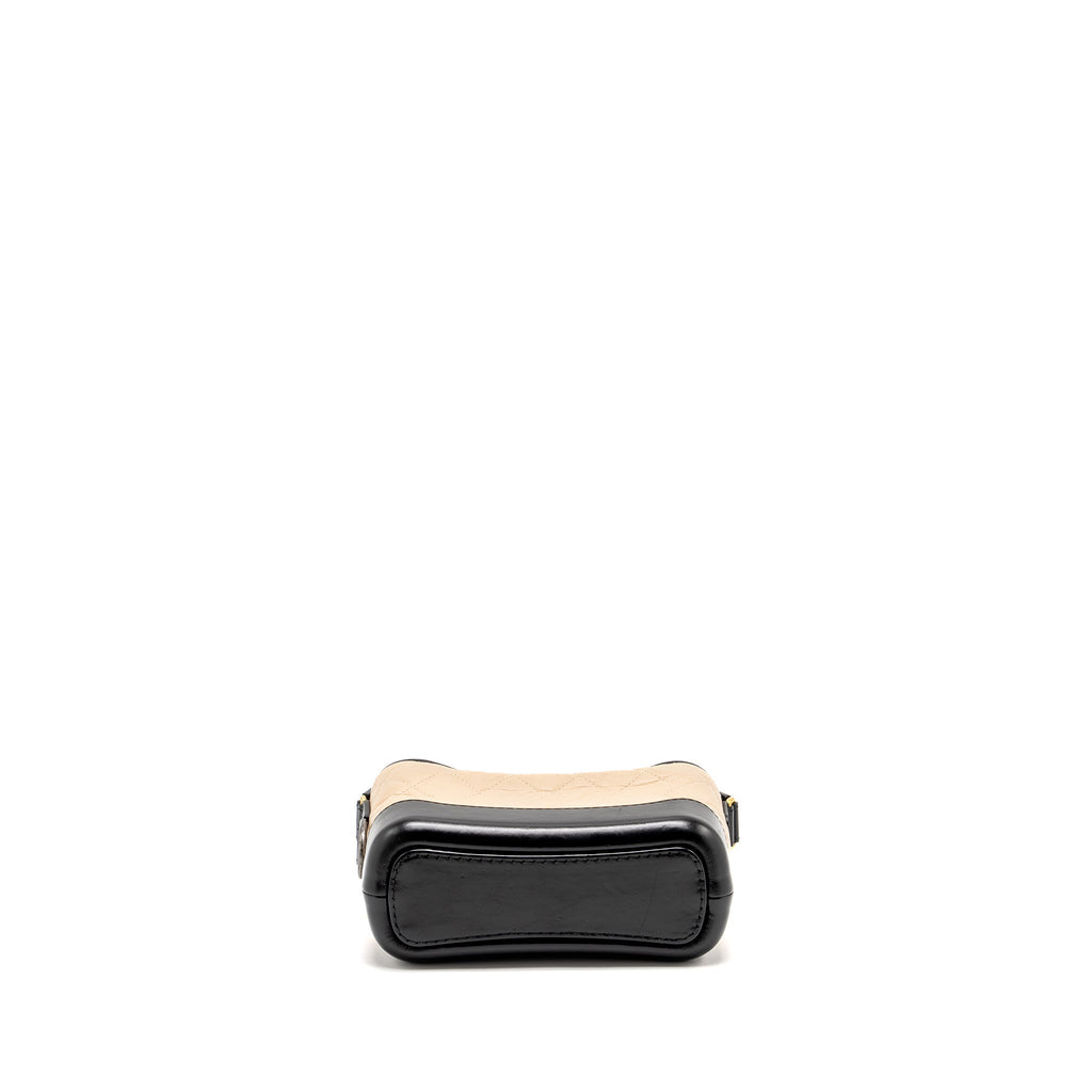 chanel-small-gabrielle-hobo-bag-aged-calfskin-beige-black-multicolour-hardware-1