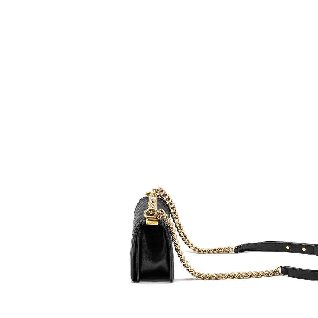 chanel-chevron-small-boy-bag-calfskin-black-ghw