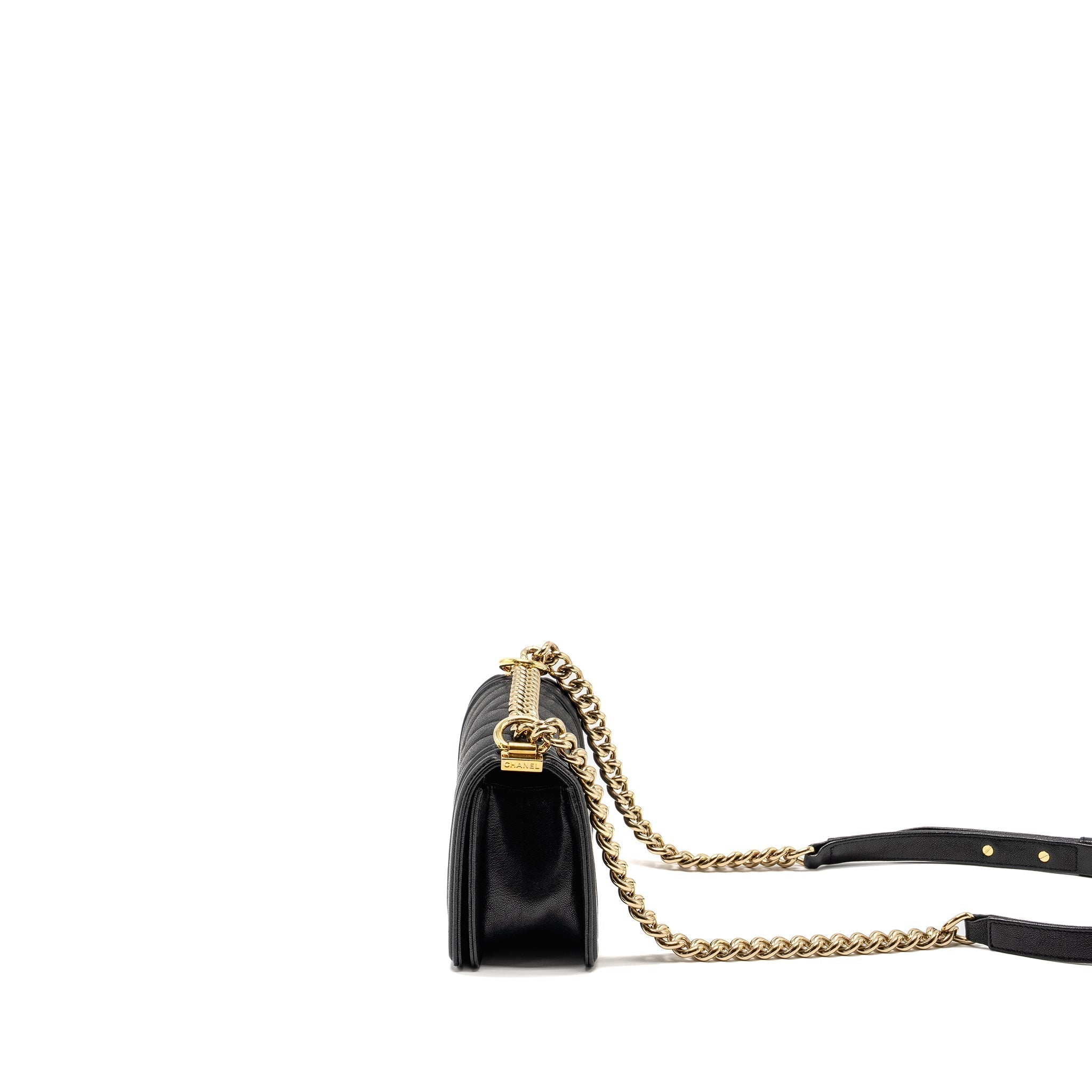 chanel-chevron-small-boy-bag-calfskin-black-ghw
