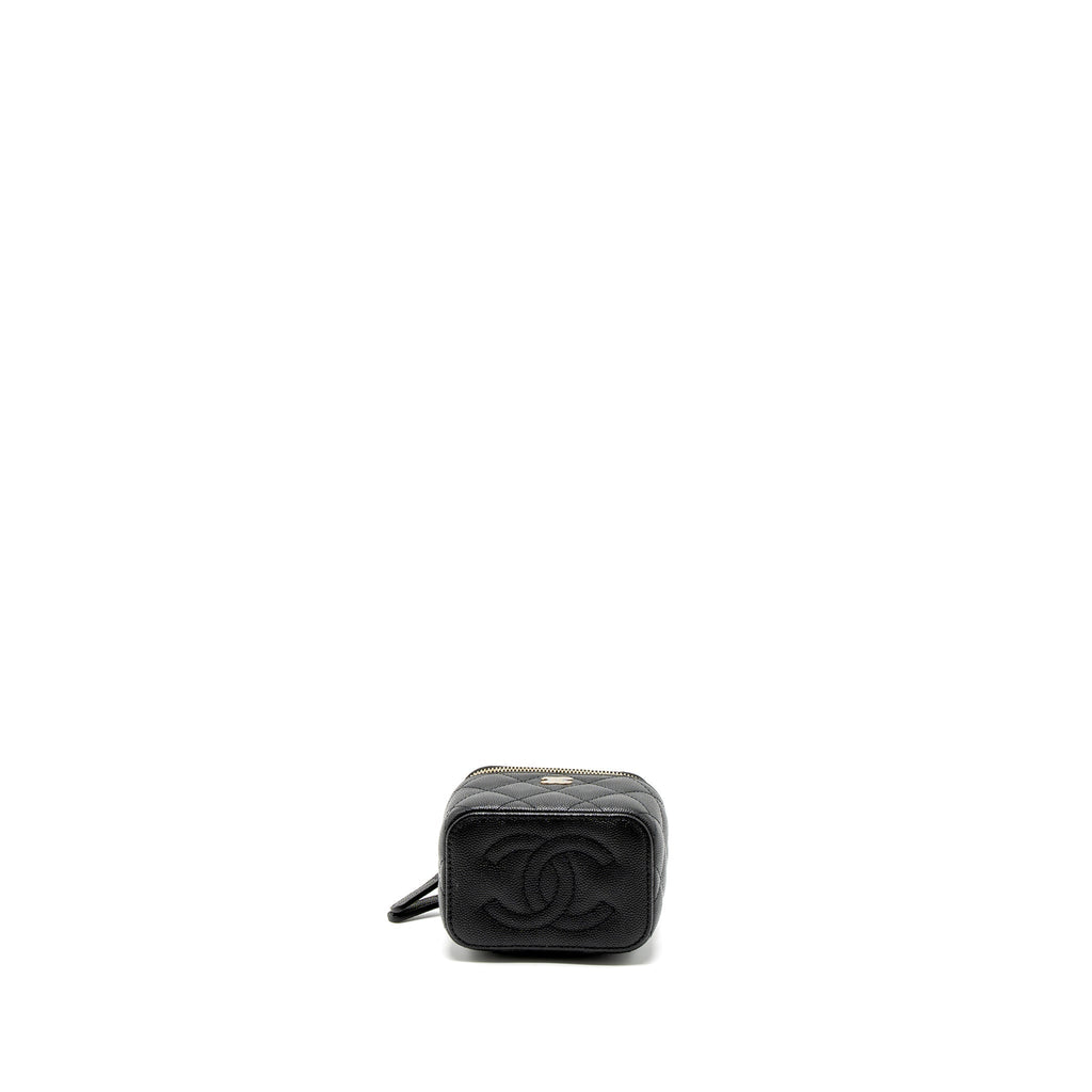 chanel-mini-vanity-with-chain-caviar-black-lghw-microchip-1