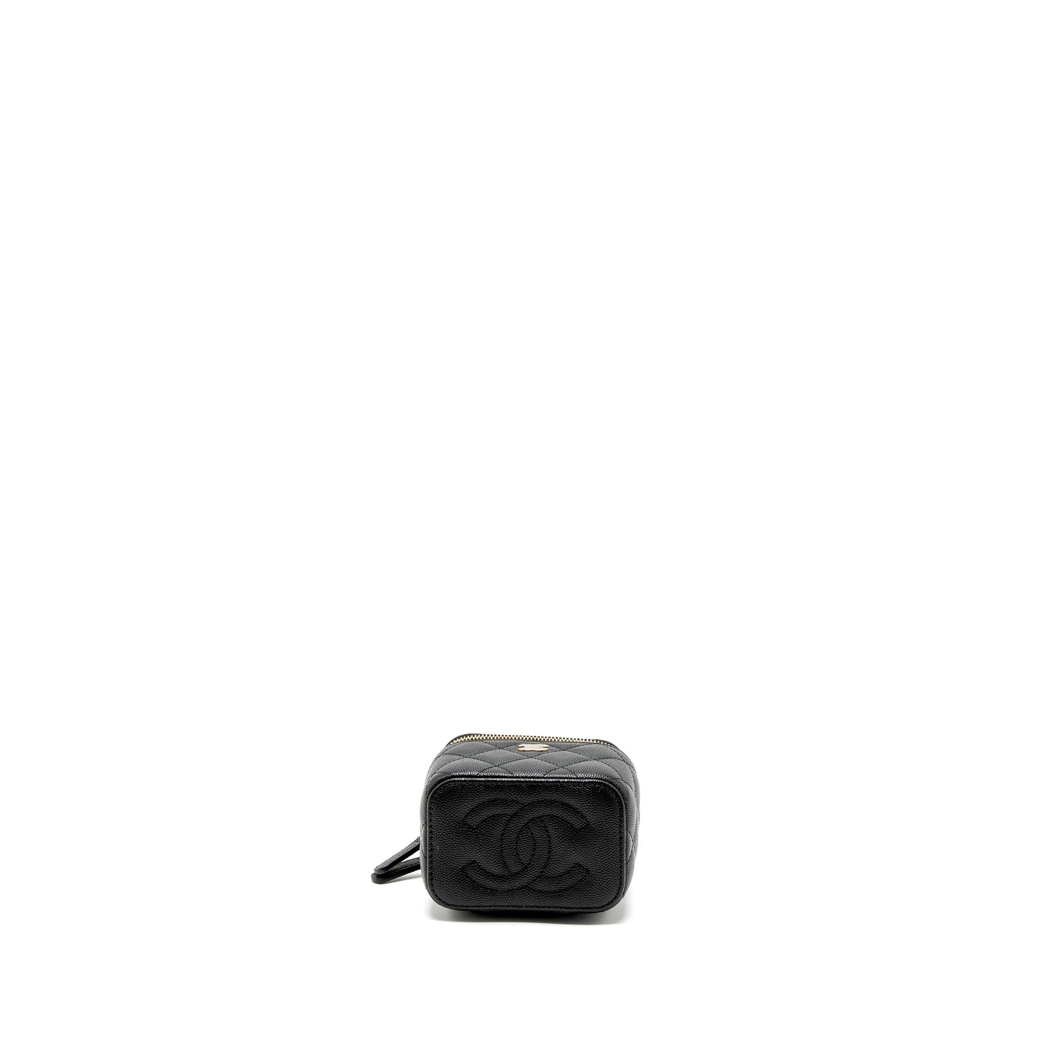 chanel-mini-vanity-with-chain-caviar-black-lghw-microchip-1