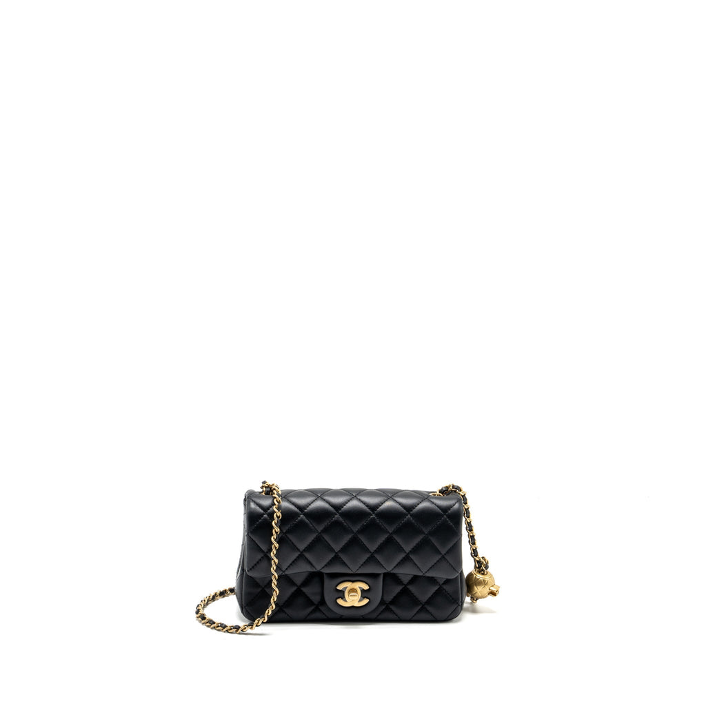 chanel-pearl-crush-mini-rectangular-flap-bag-lambskin-black-ghwmicrochip
