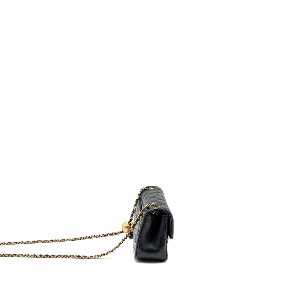 chanel-pearl-crush-mini-rectangular-flap-bag-lambskin-black-ghwmicrochip