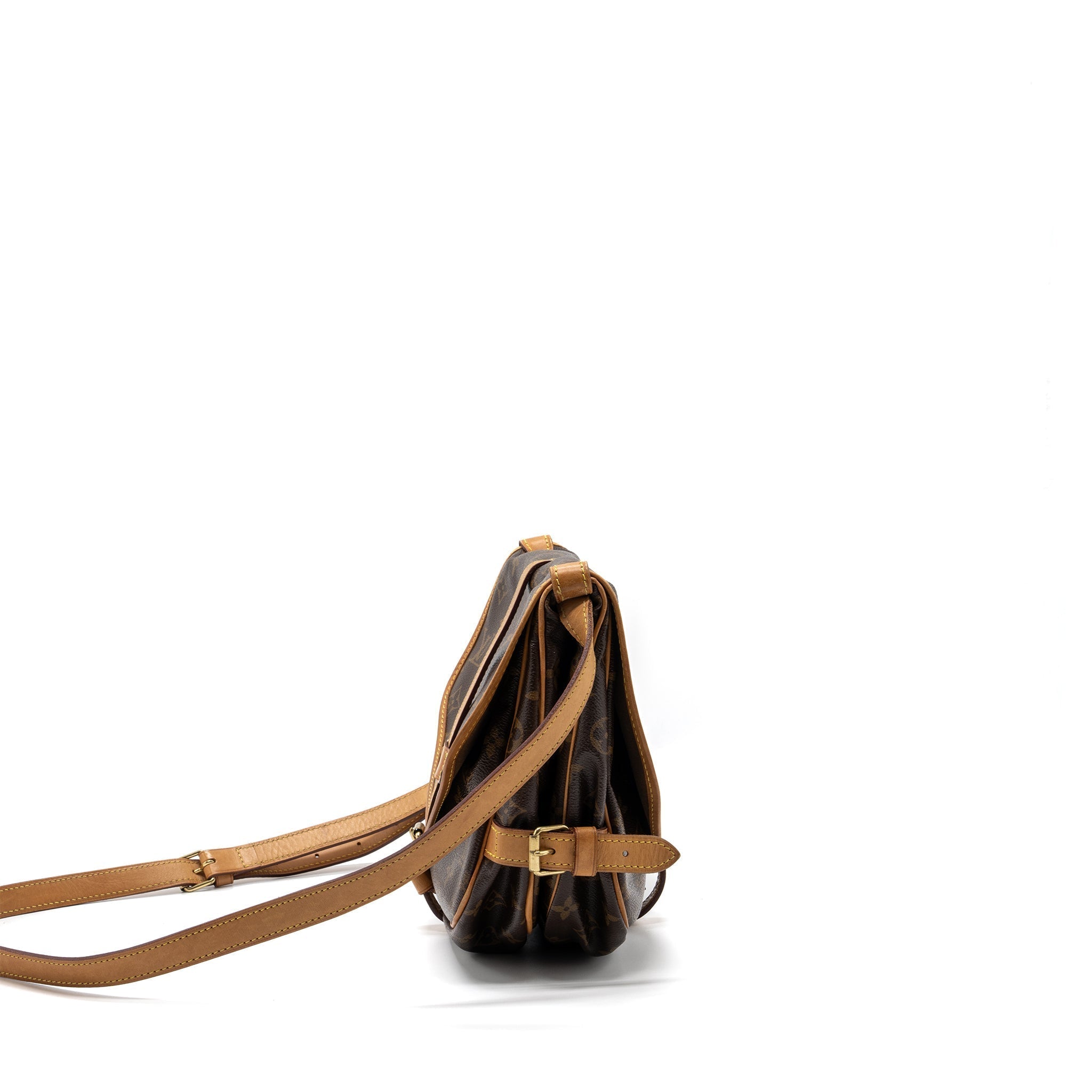 louis-vuitton-vintage-saumur-bag-monogram-canvas-ghw
