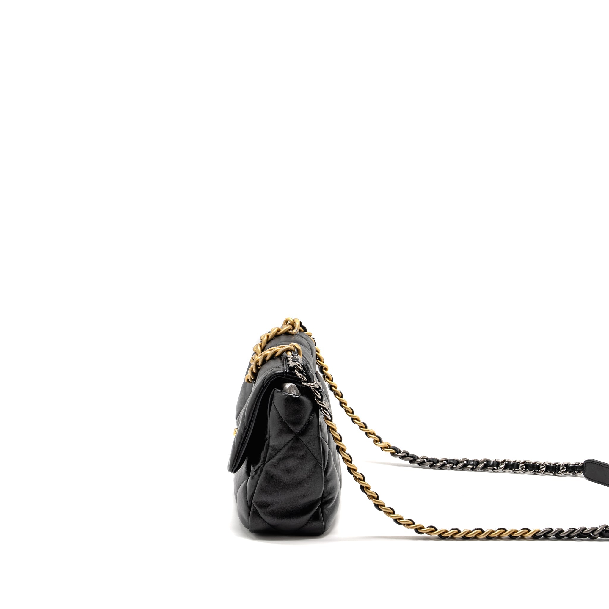 chanel-small-19-bag-lambskin-black-ghwmicrochip
