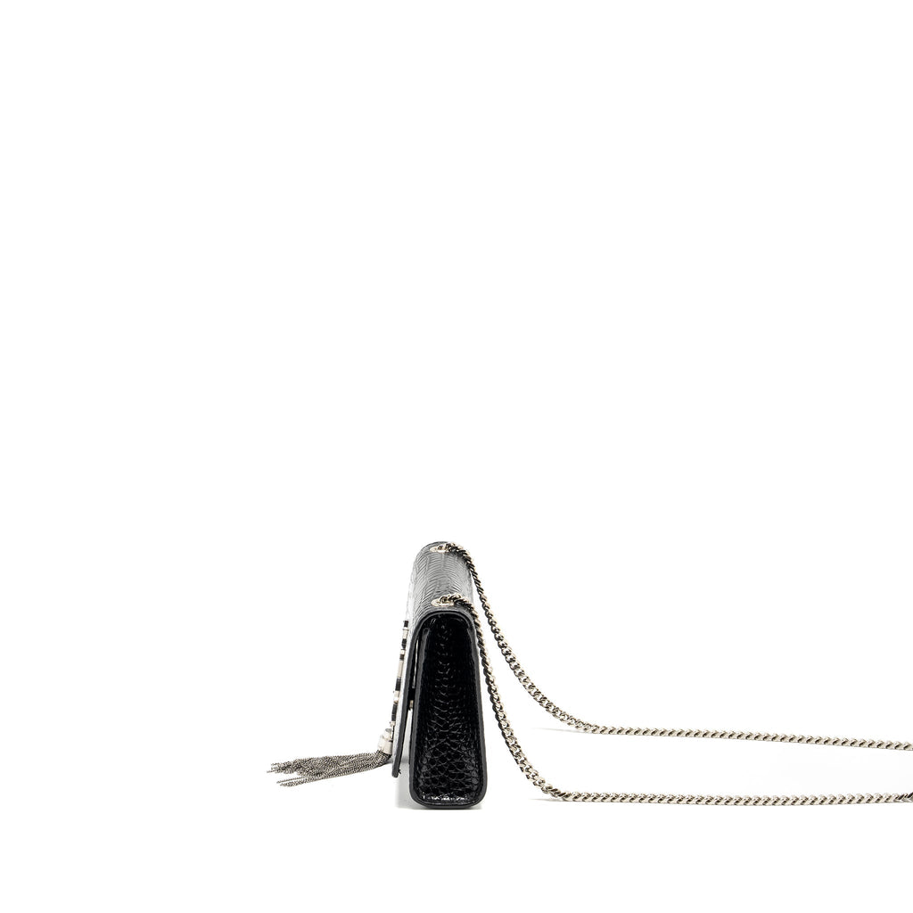 saint-laurent-ysl-kate-small-chain-wallet-with-tassel-in-crocodile-embossed-black-shw