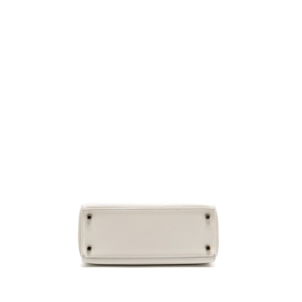 hermes-kelly-28-evercolor-blanc-shw-stamp-square-k