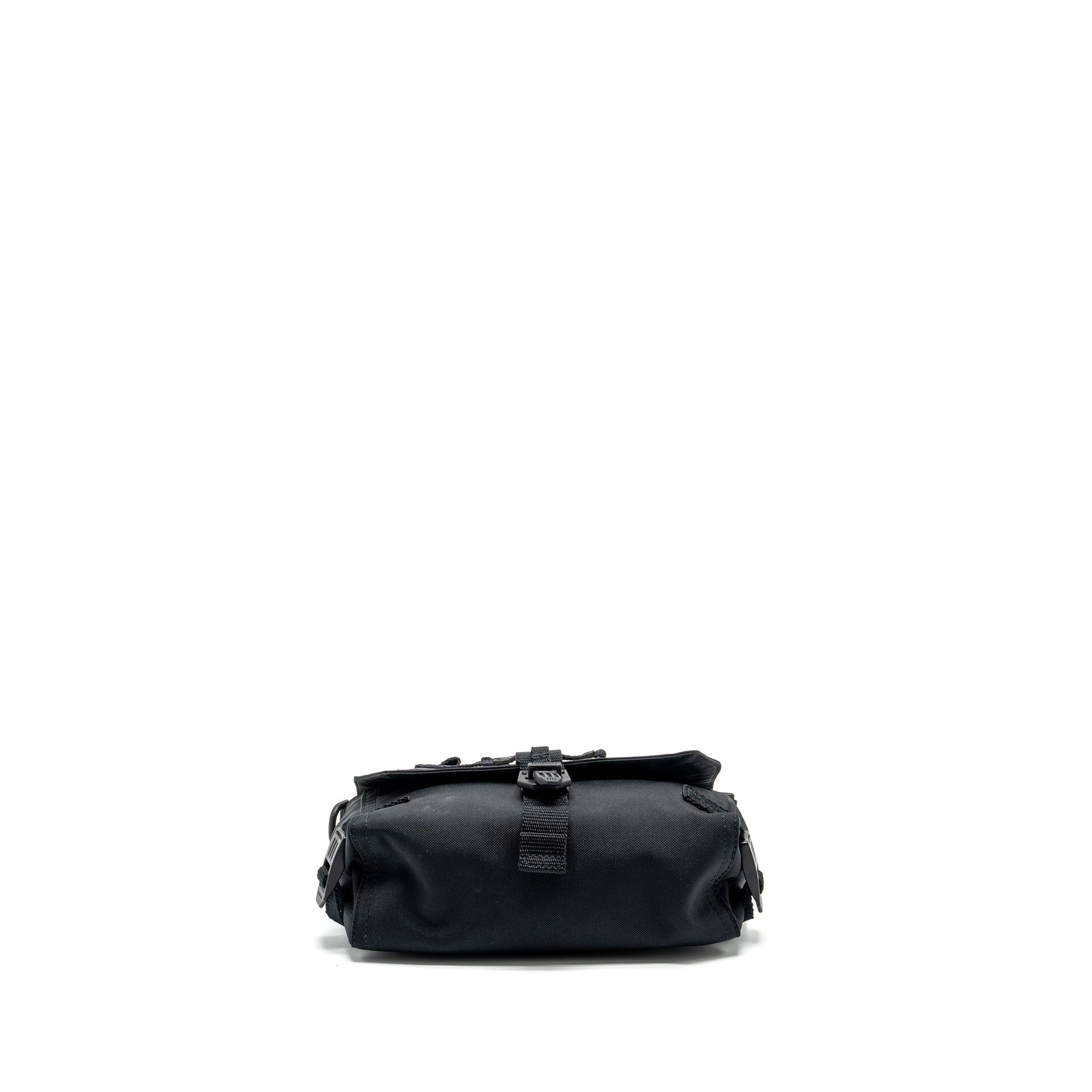 balenciaga-army-messenger-bag-black-recycled-nylon-black