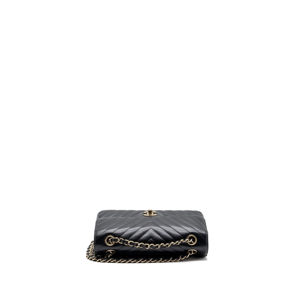 copy-of-chanel-small-classic-flap-bag-chevron-lambskin-black-lghw