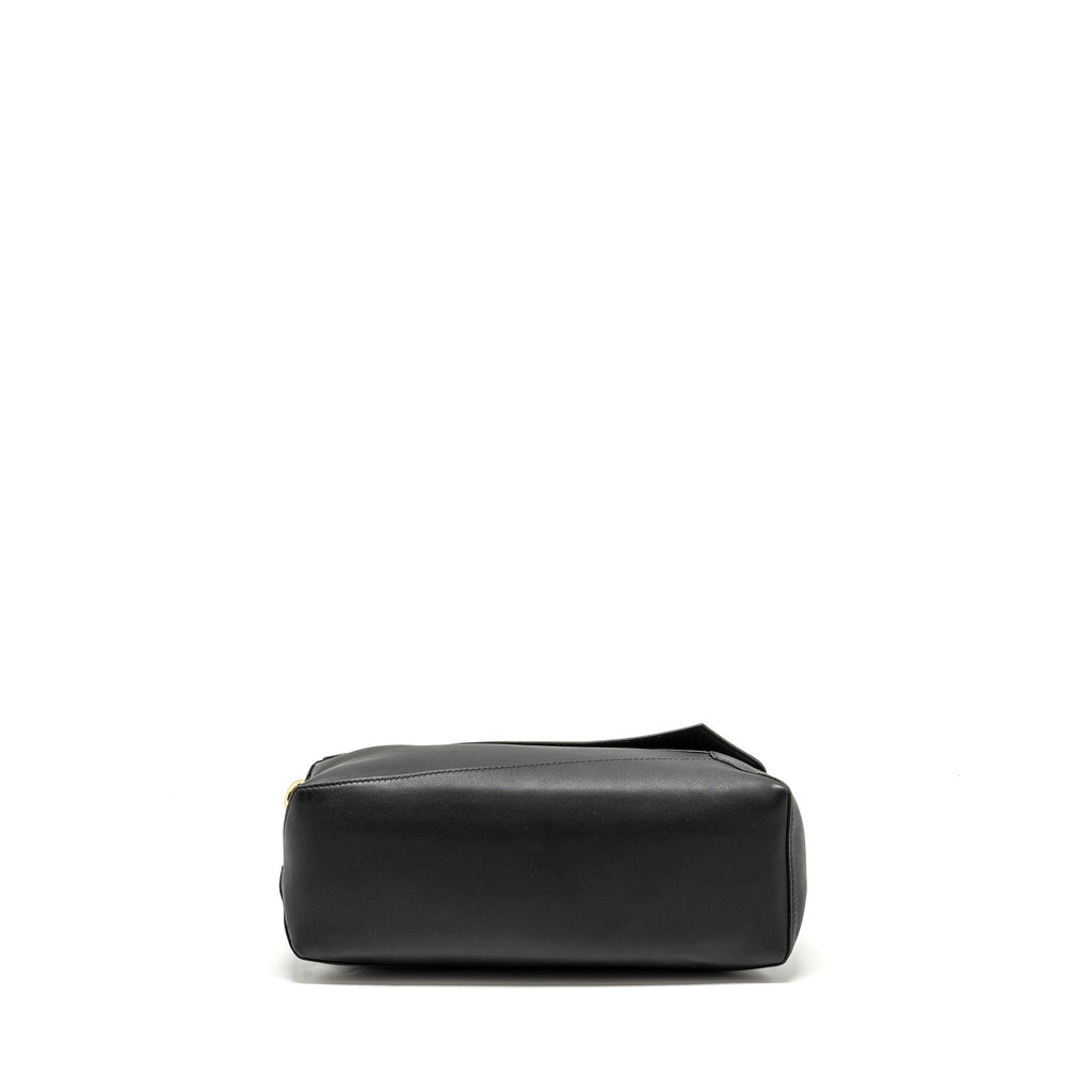 loewe-puzzle-hobo-bag-calfskin-black-ghw