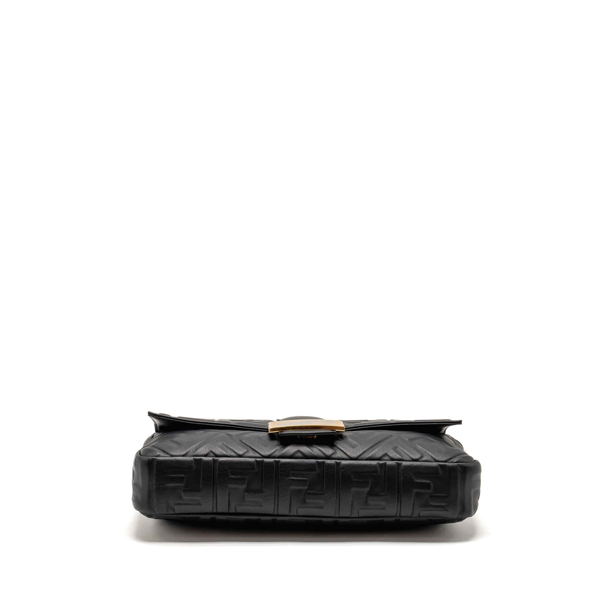 fendi-large-baguette-bag-nappa-black-ghw-1