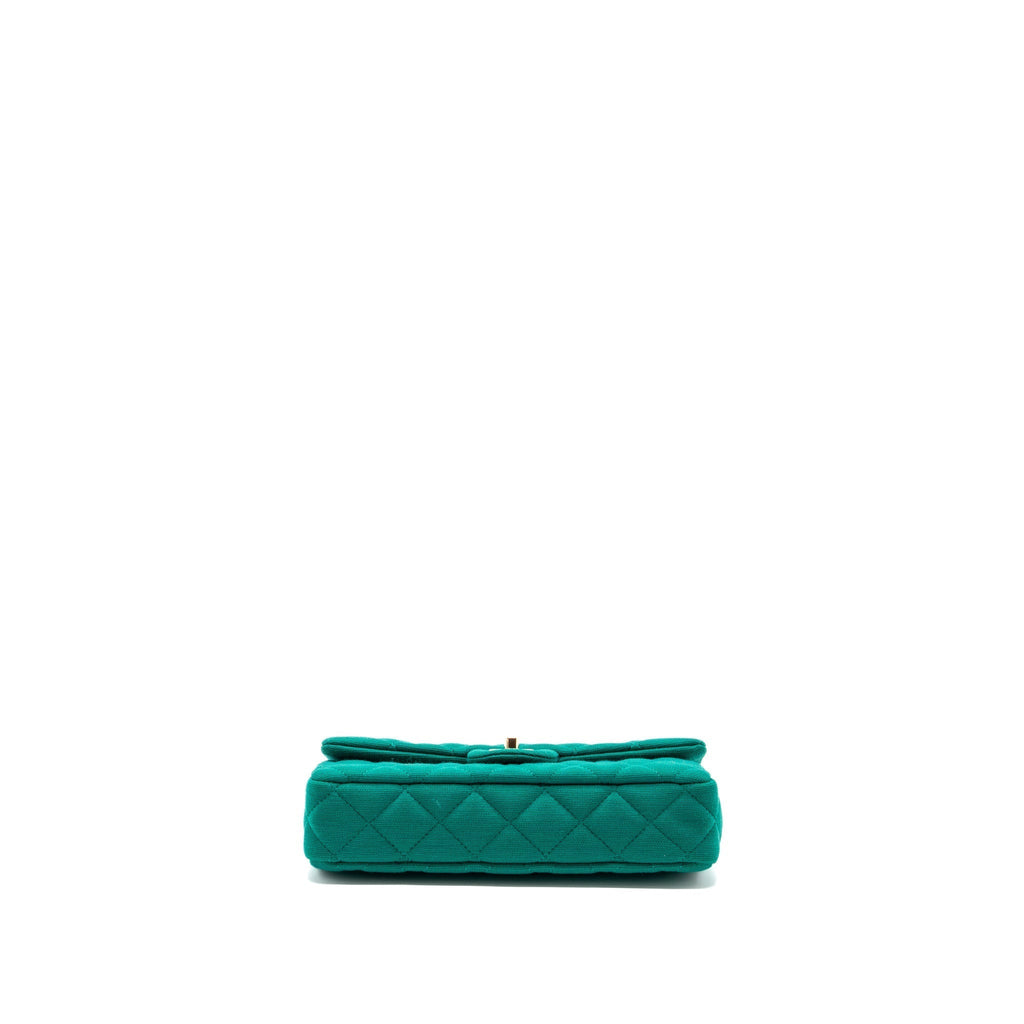 chanel-23a-classic-flap-clutch-fabric-green-lghwmicrochip