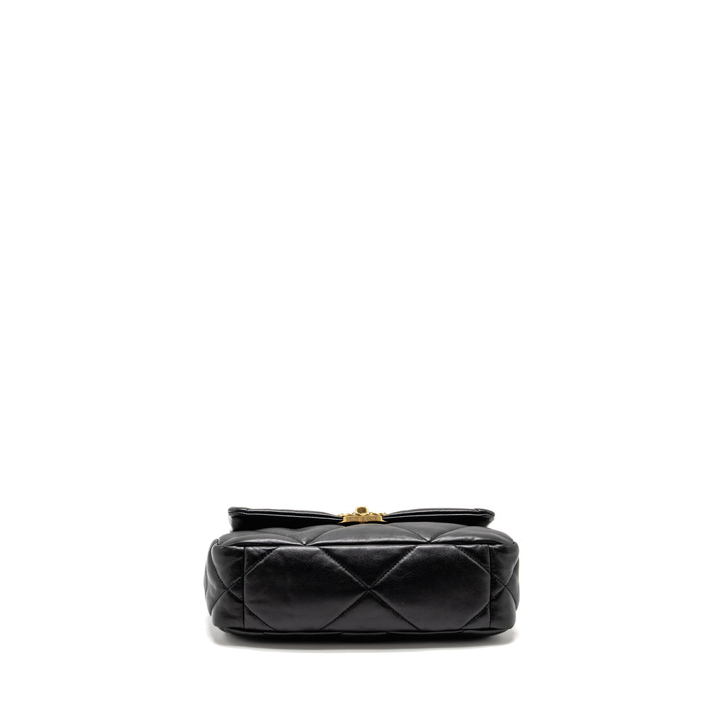chanel-small-19-bag-lambskin-black-ghwmicrochip