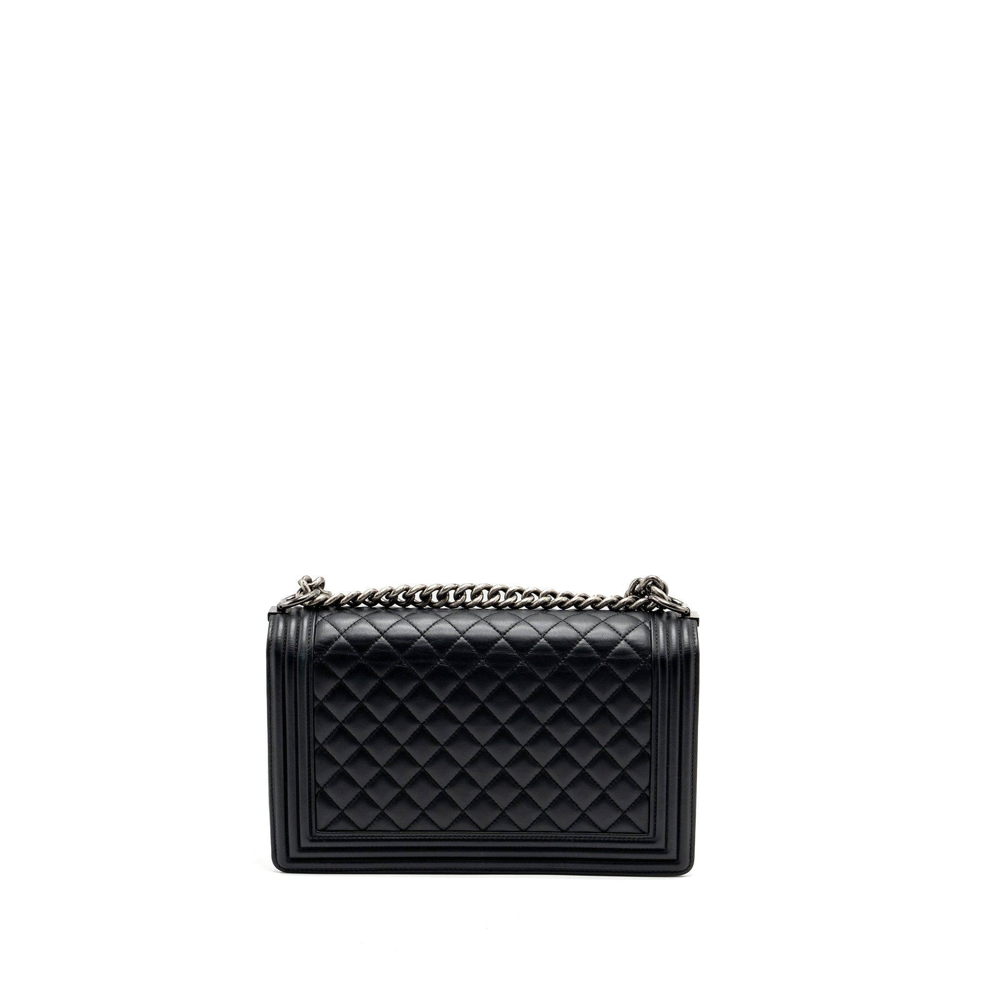 chanel-new-medium-boy-bag-smooth-calfskin-black-ruthenium-hardware