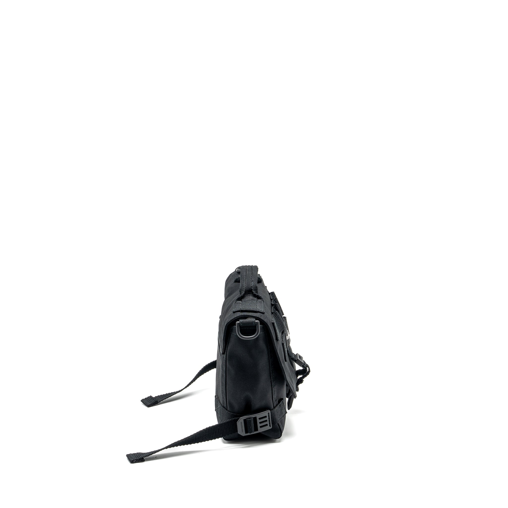 balenciaga-army-messenger-bag-black-recycled-nylon-black