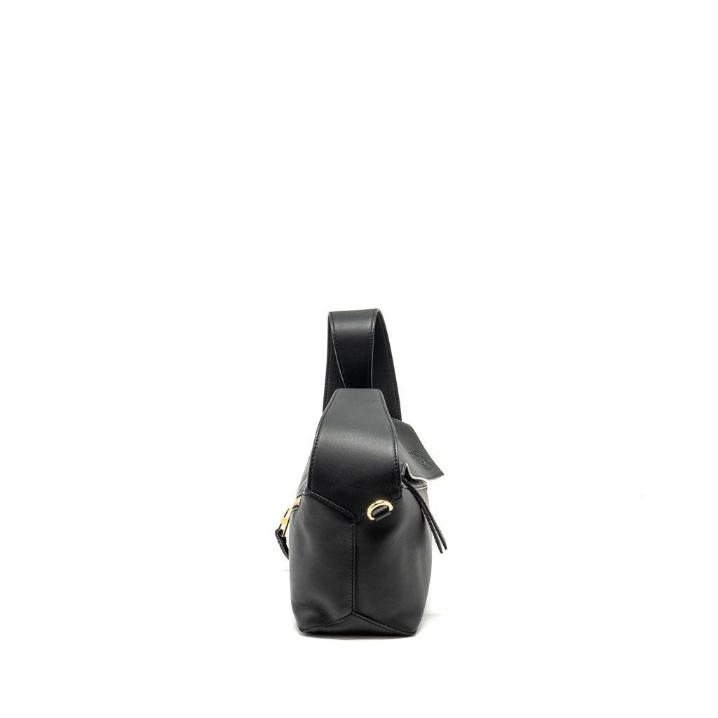 loewe-puzzle-hobo-bag-calfskin-black-ghw