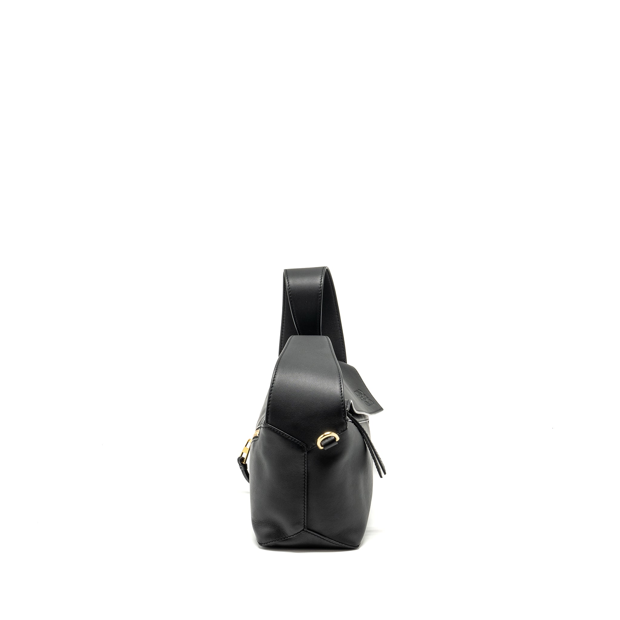 loewe-puzzle-hobo-bag-calfskin-black-ghw