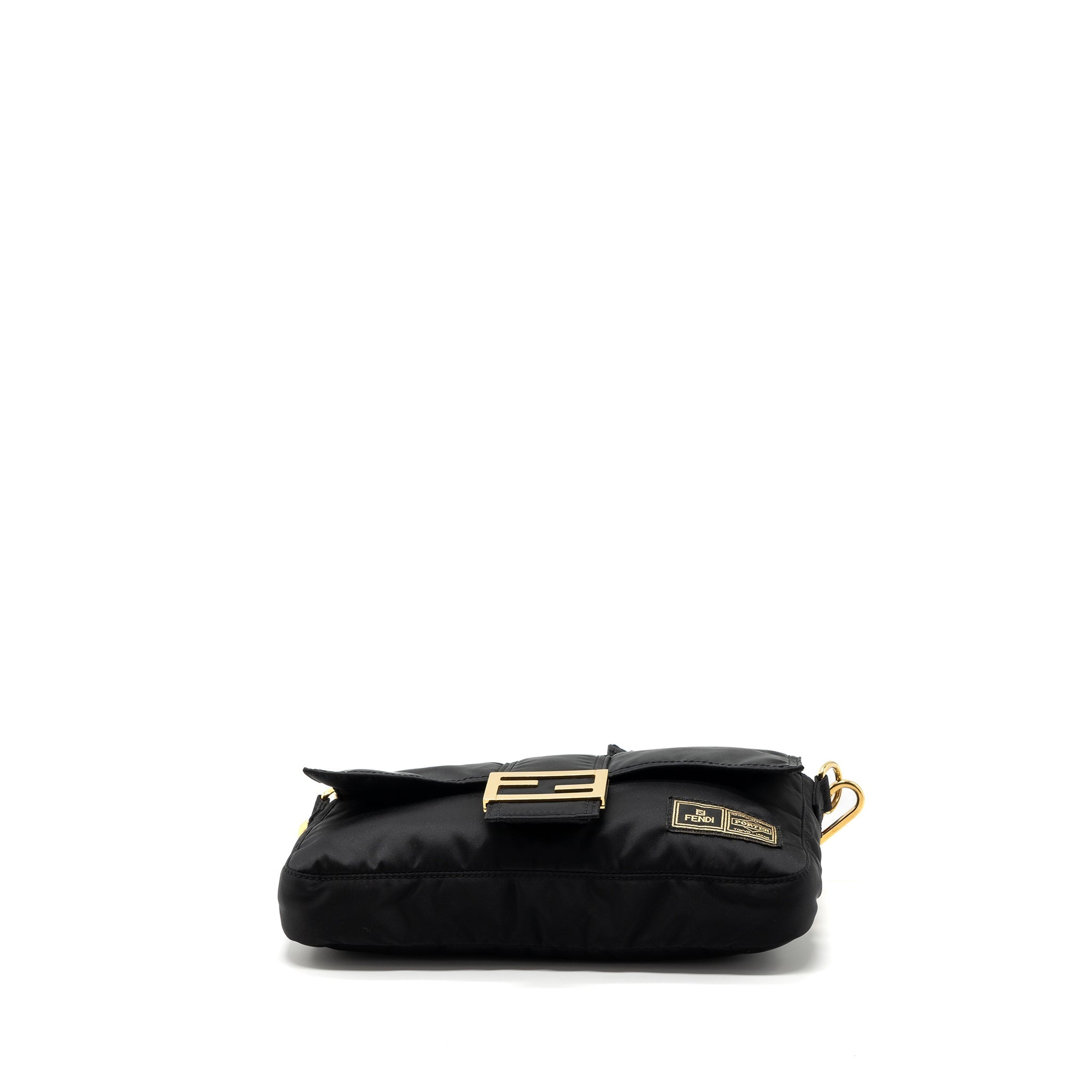 fendi-regular-baguette-nylon-black-ghw