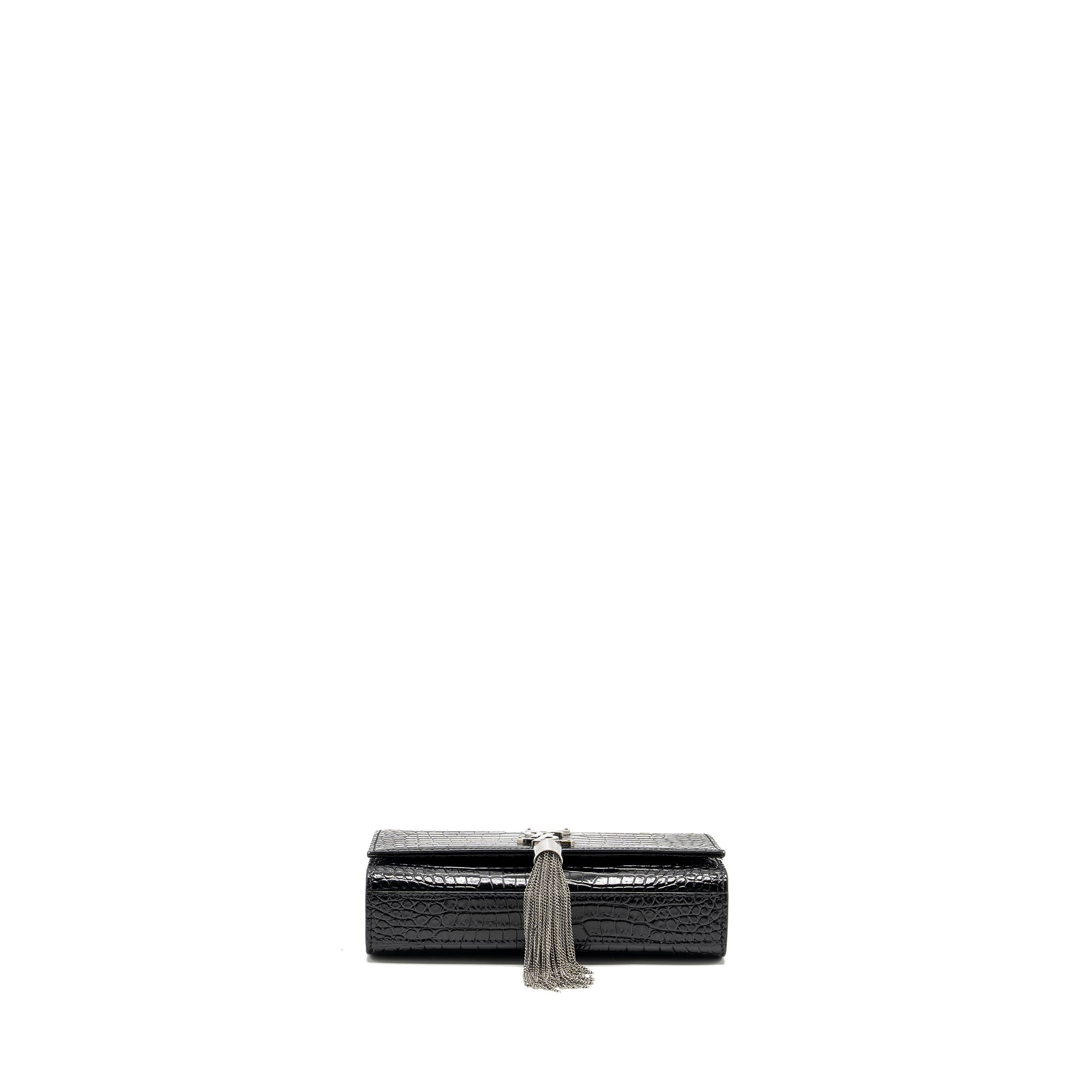 saint-laurent-ysl-kate-small-chain-wallet-with-tassel-in-crocodile-embossed-black-shw