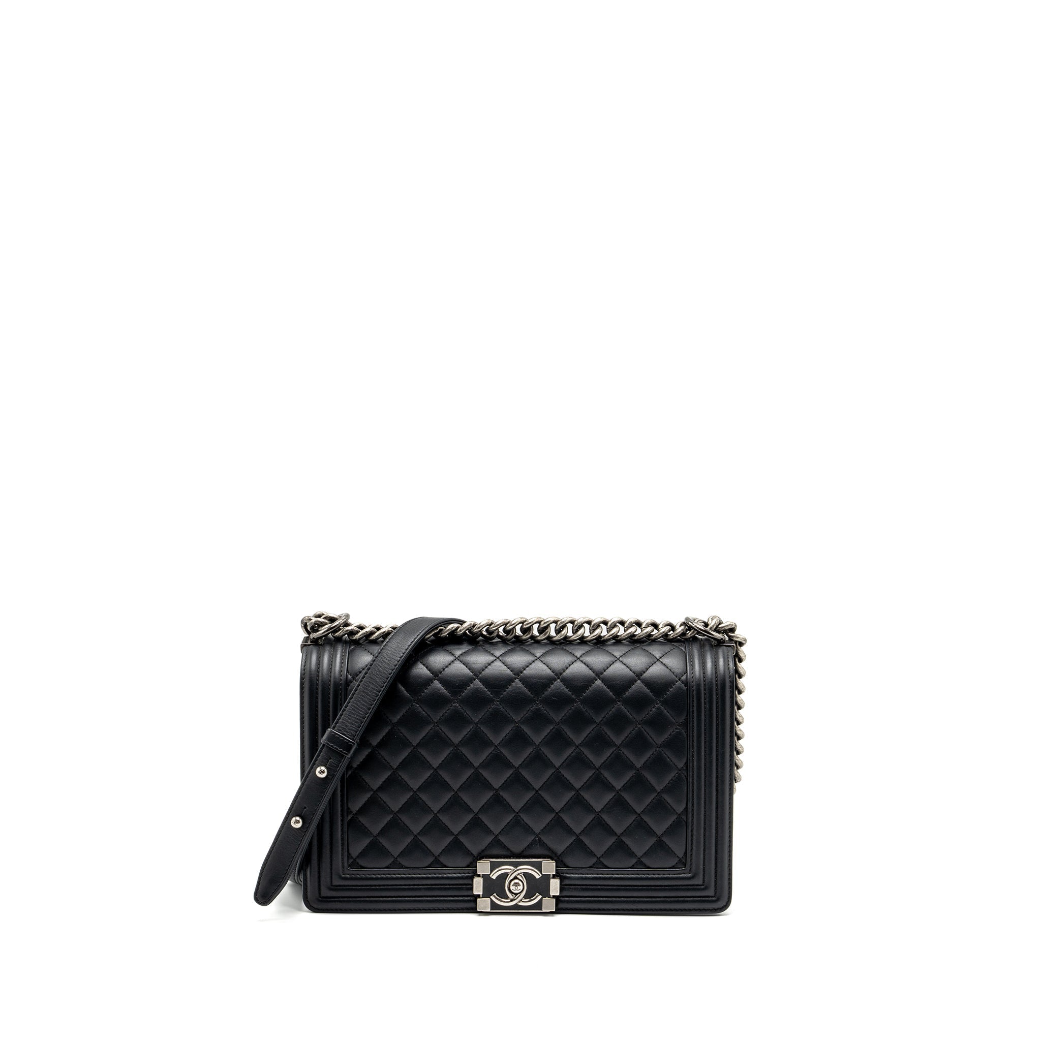 chanel-new-medium-boy-bag-smooth-calfskin-black-ruthenium-hardware