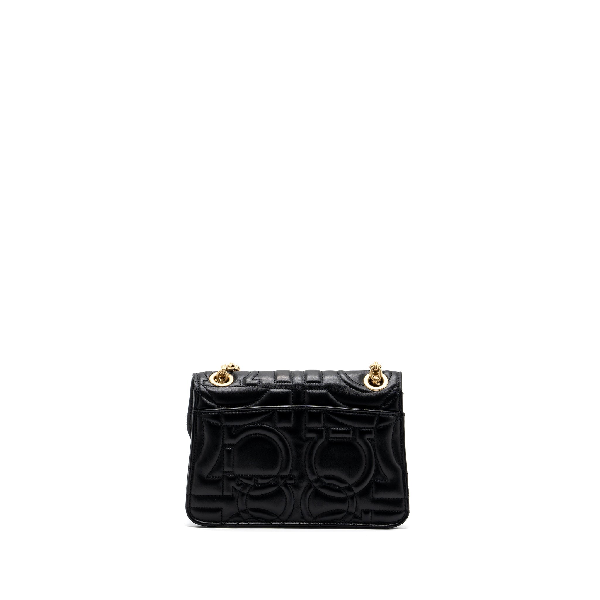ferragamo-glancing-quilted-leather-shoulder-bag-calfskin-black-ghw