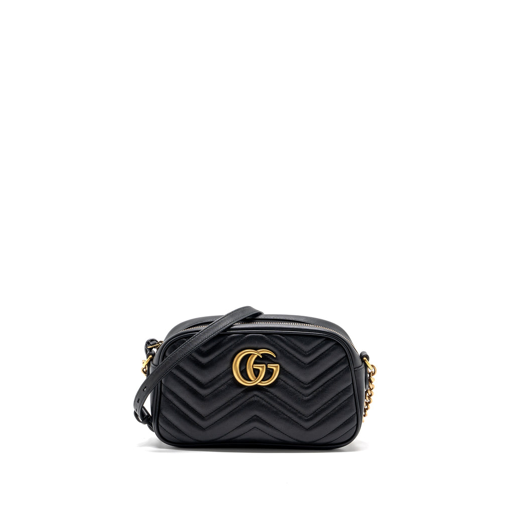 gucci-gg-marmont-matelasse-camera-shoulder-bag-black-ghw