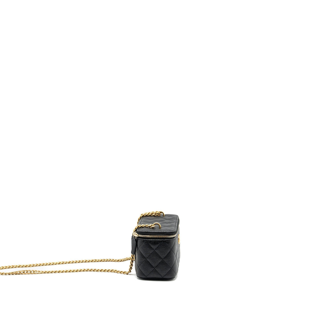 chanel-coco-love-long-vanity-with-adjustable-chain-caviar-black-ghwmicrochip