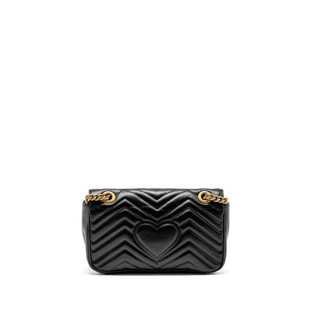 gucci-medium-gg-marmont-shoulder-bag-calfskin-black-ghw-1