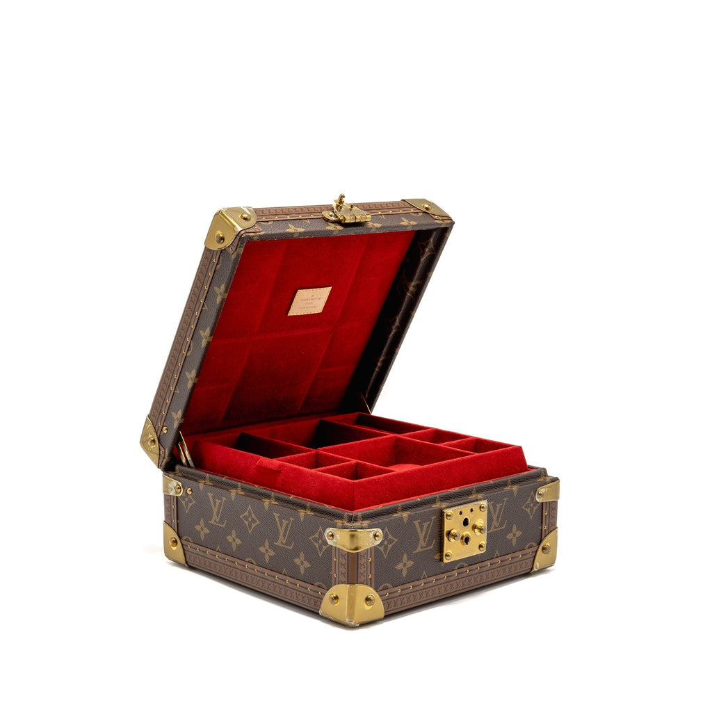 louis-vuitton-coffret-joaillerie-monogram-canvas-rouge-fusion