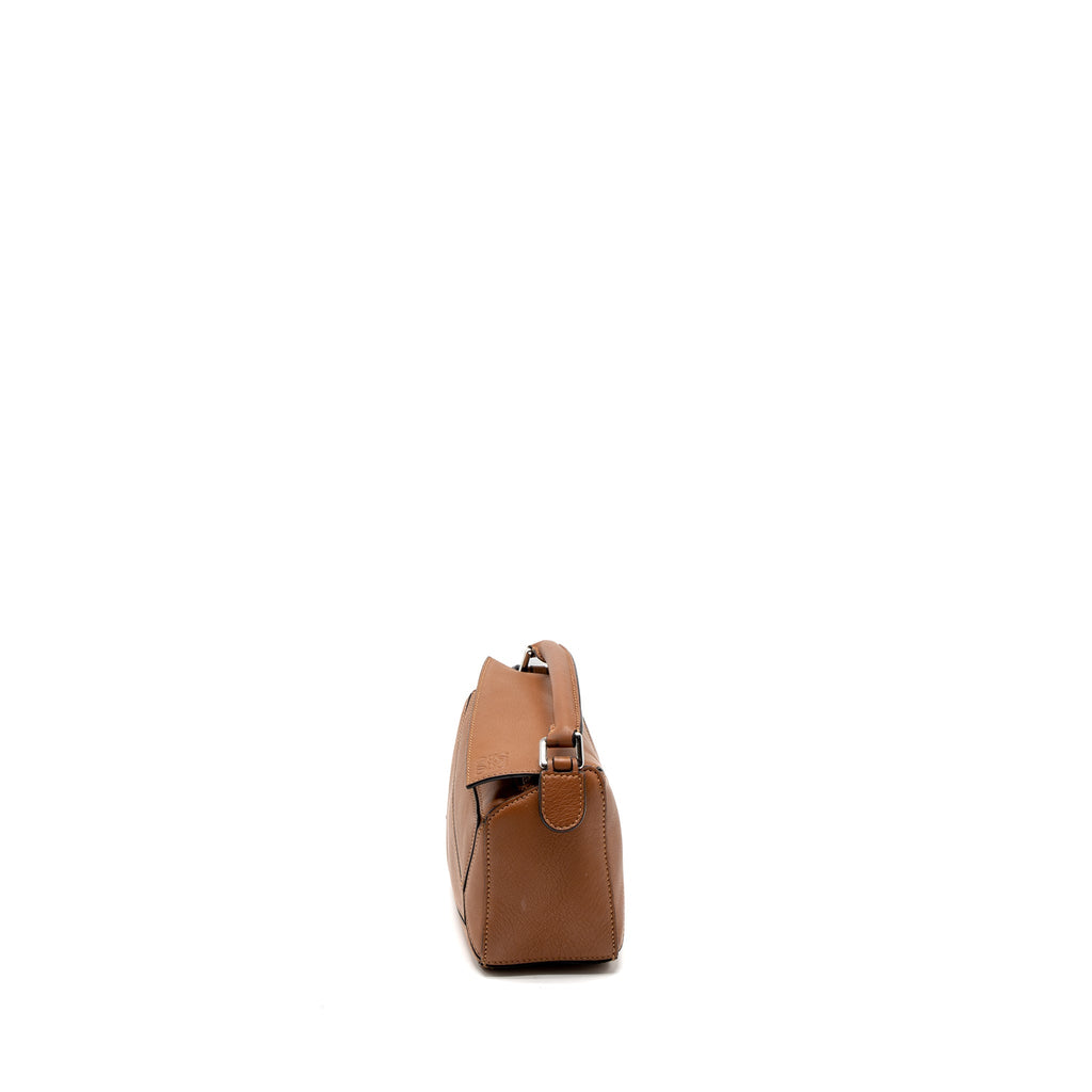 loewe-mini-puzzle-bag-calfskin-tan-shw-1