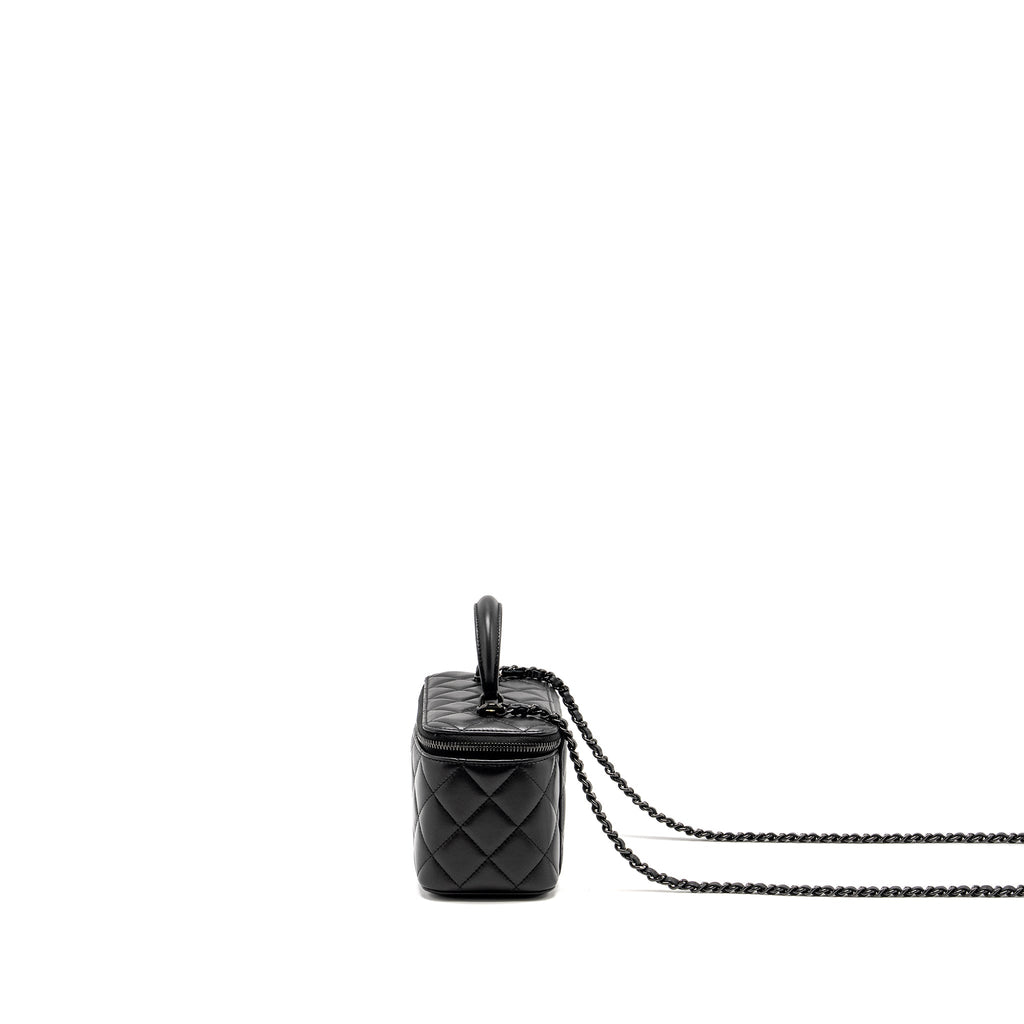 chanel-long-vanity-case-lambskin-so-black-microchip