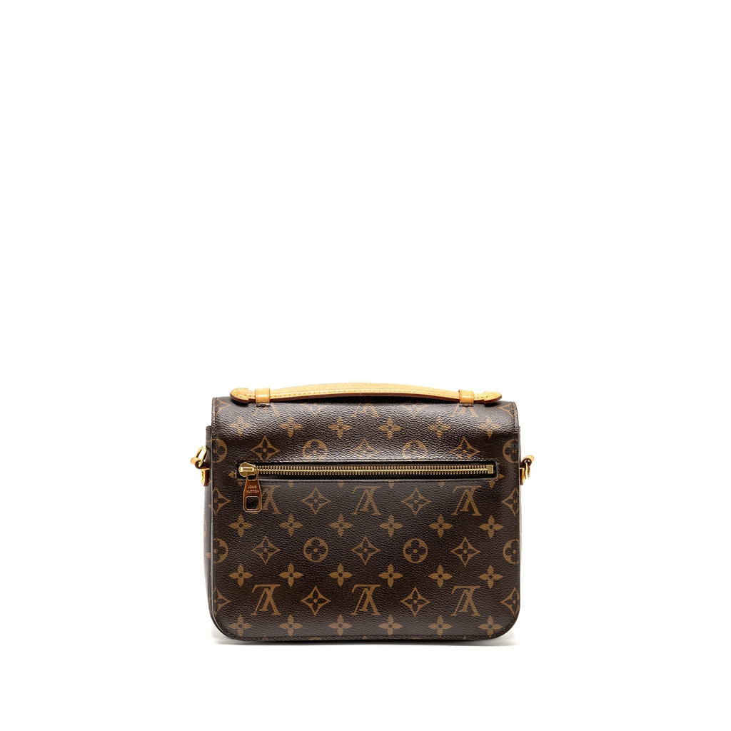 louis-vuitton-pochette-metis-monogram-canvas-ghw-31