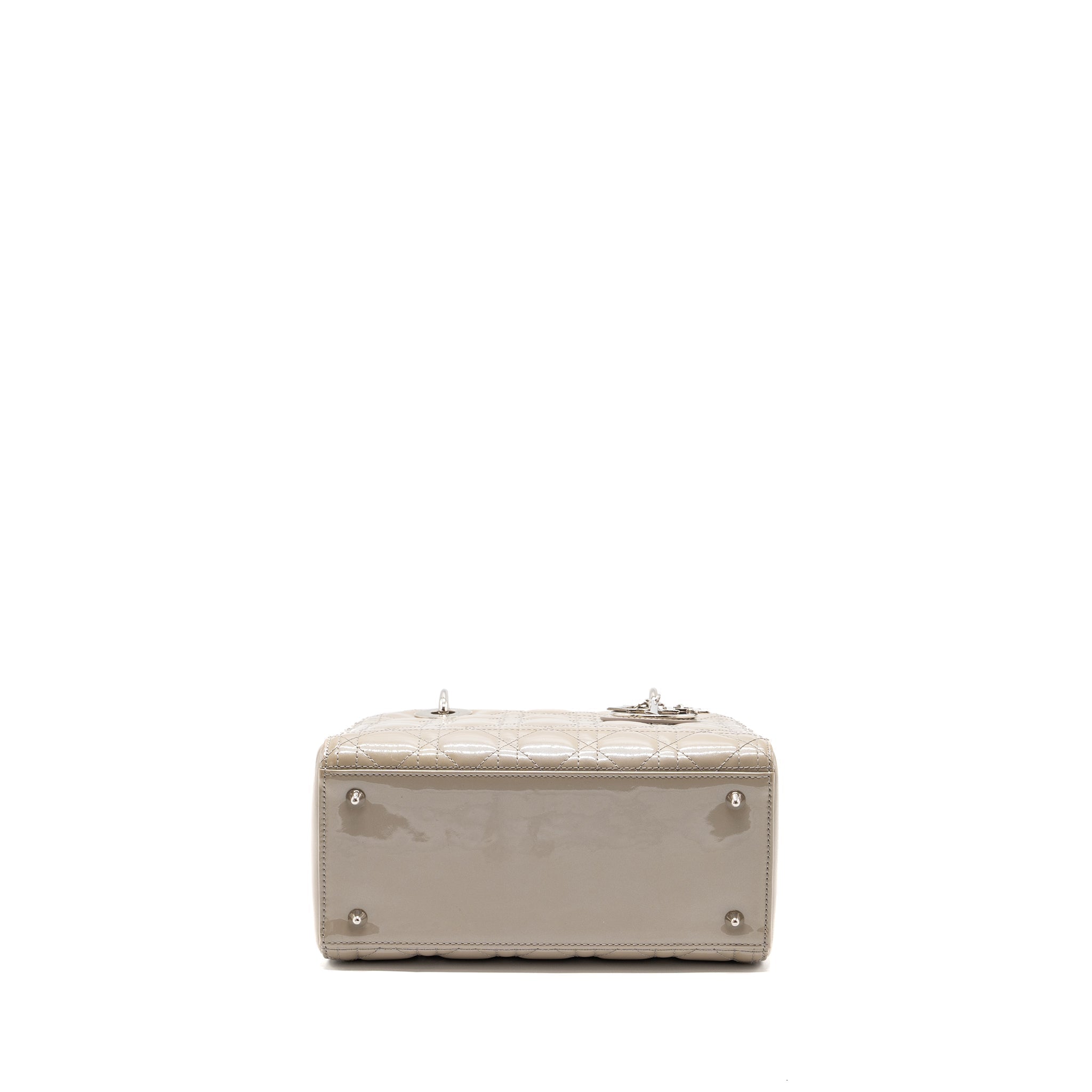 dior-medium-lady-dior-patent-leather-light-grey-shw