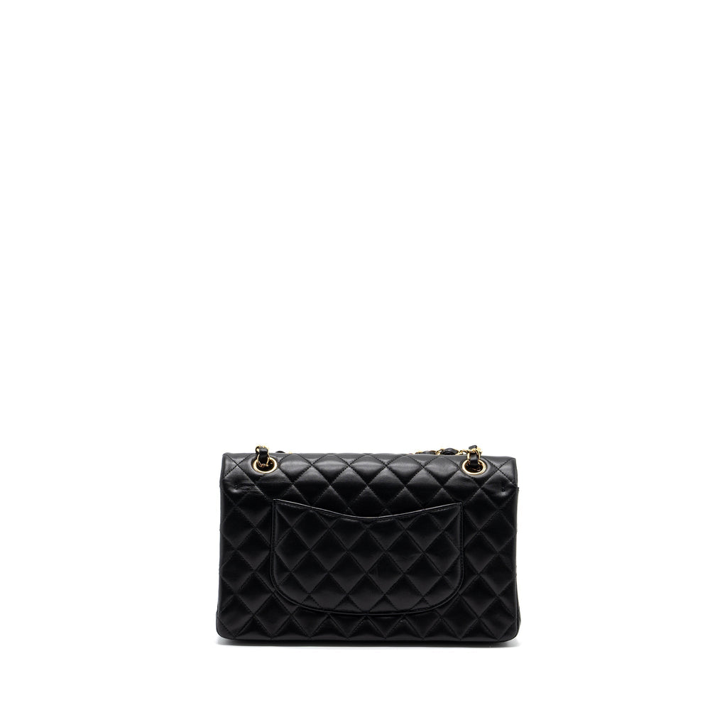 chanel-medium-classic-flap-bag-lambskin-black-with-ghw
