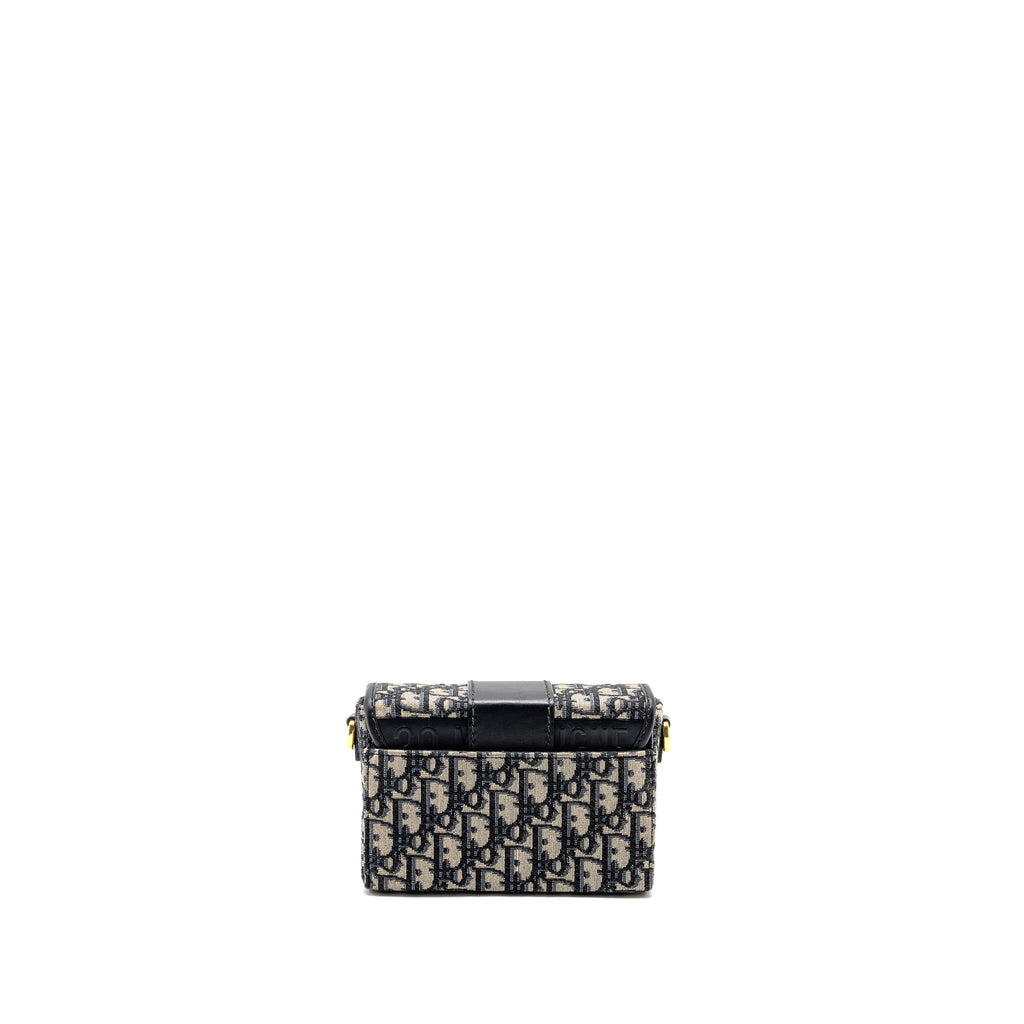 dior-30-montaigne-box-blue-oblique-jacquard-ghw-copy