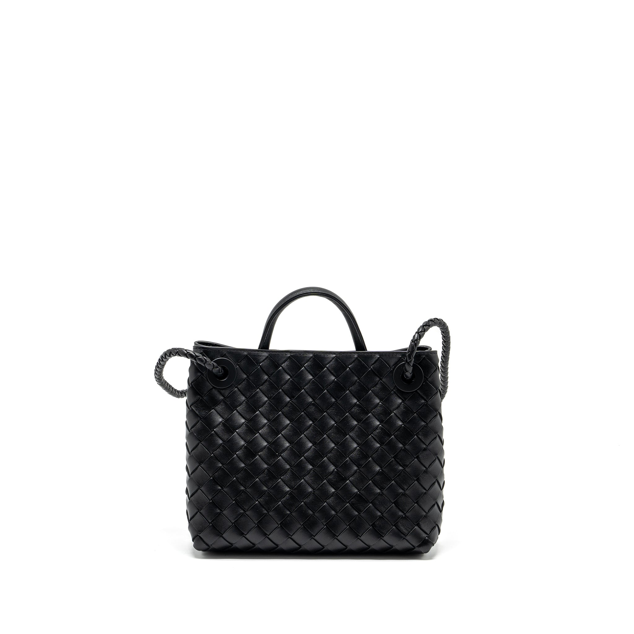 bottega-veneta-small-andiamo-bag-lambskin-black-ghw