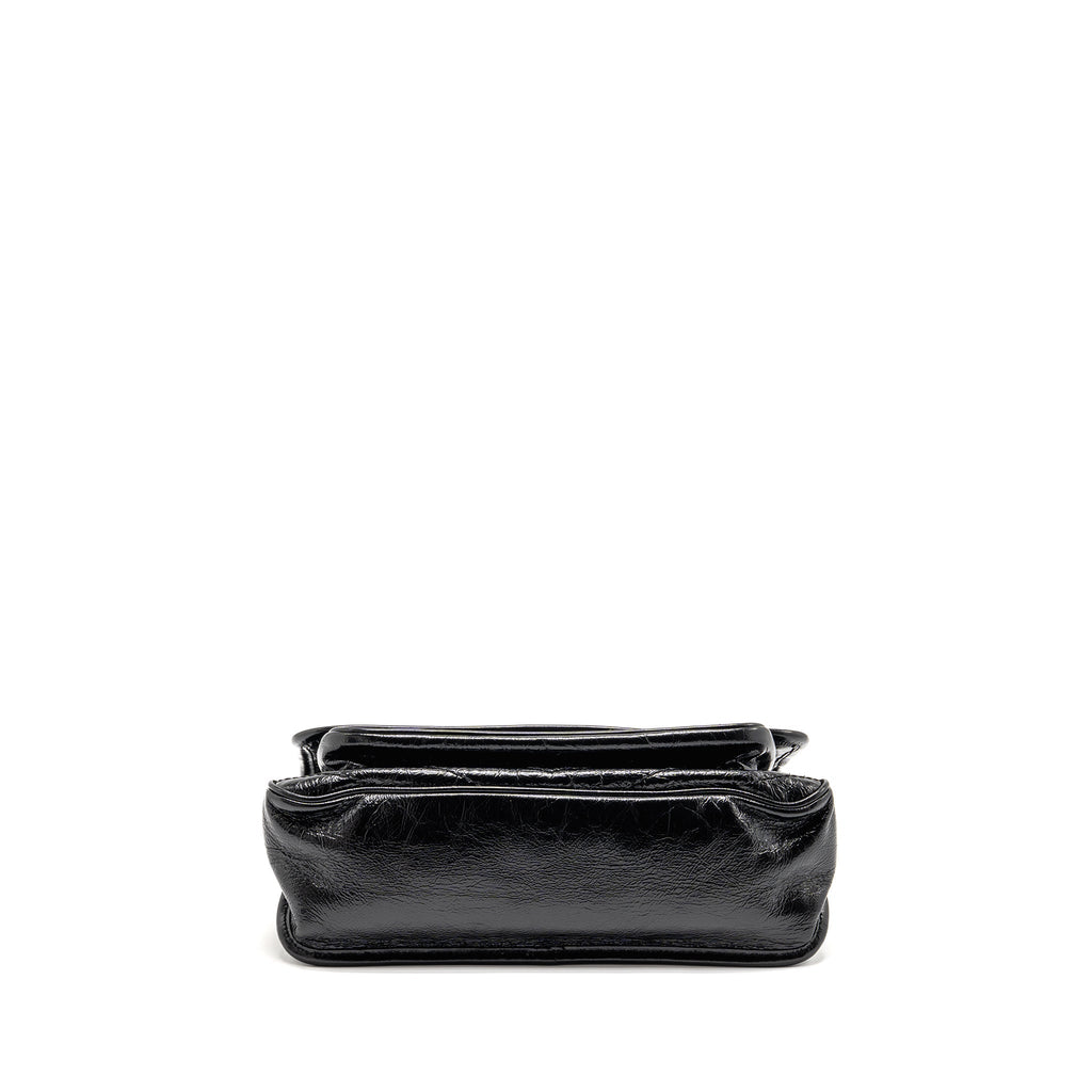 saint-laurent-ysl-medium-niki-calfskin-black-shw-3