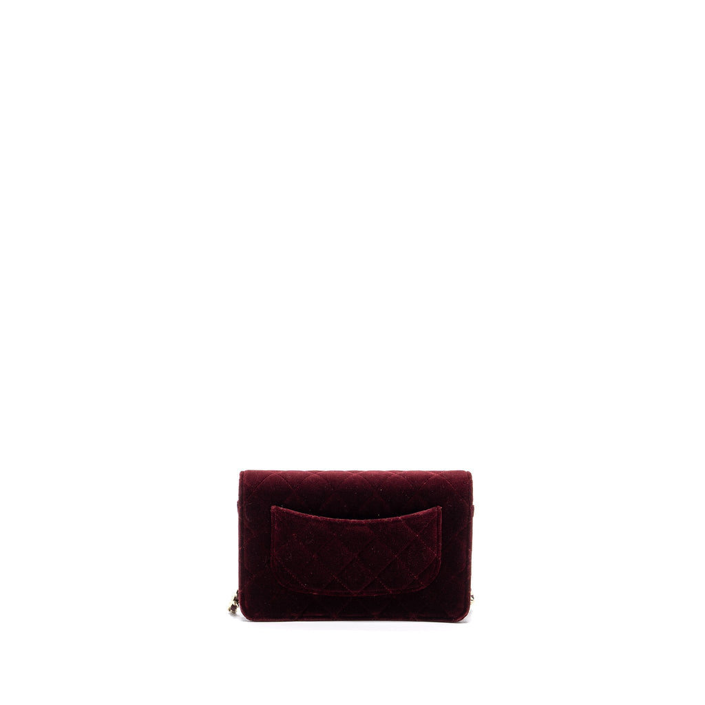 chanel-crystal-pearl-crush-wallet-on-chain-velvet-burgundy-lghw