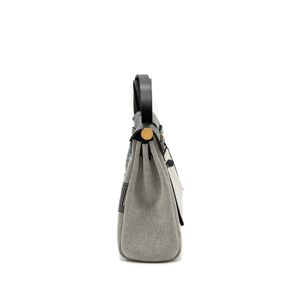 hermes-herbag-31-zip-bag-toile-h-plume-canvas-hunter-leather-black-ecru-ghw-stamp-u