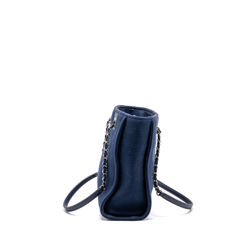 chanel-small-deauville-tote-bag-canvas-navy-shw-microchip