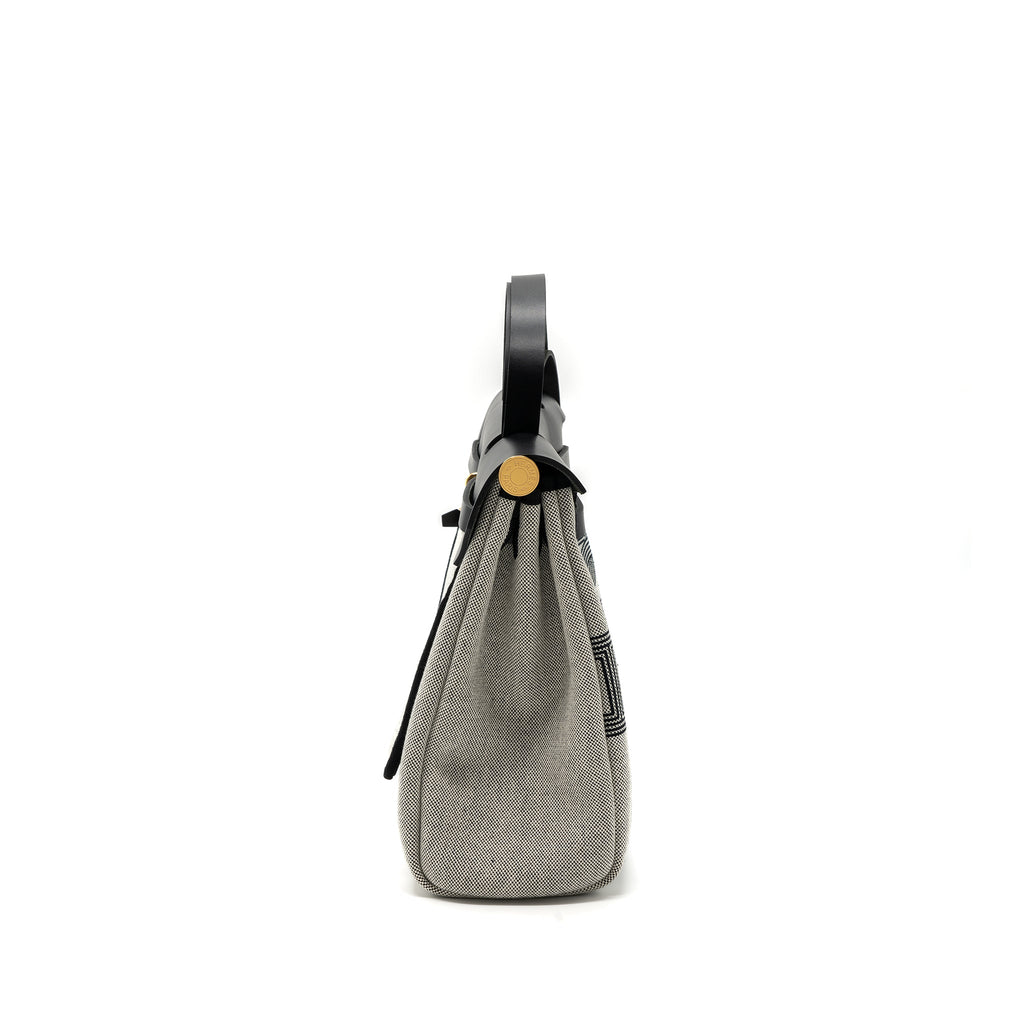 hermes-herbag-31-zip-bag-toile-h-plume-canvas-hunter-leather-black-ecru-ghw-stamp-u-1