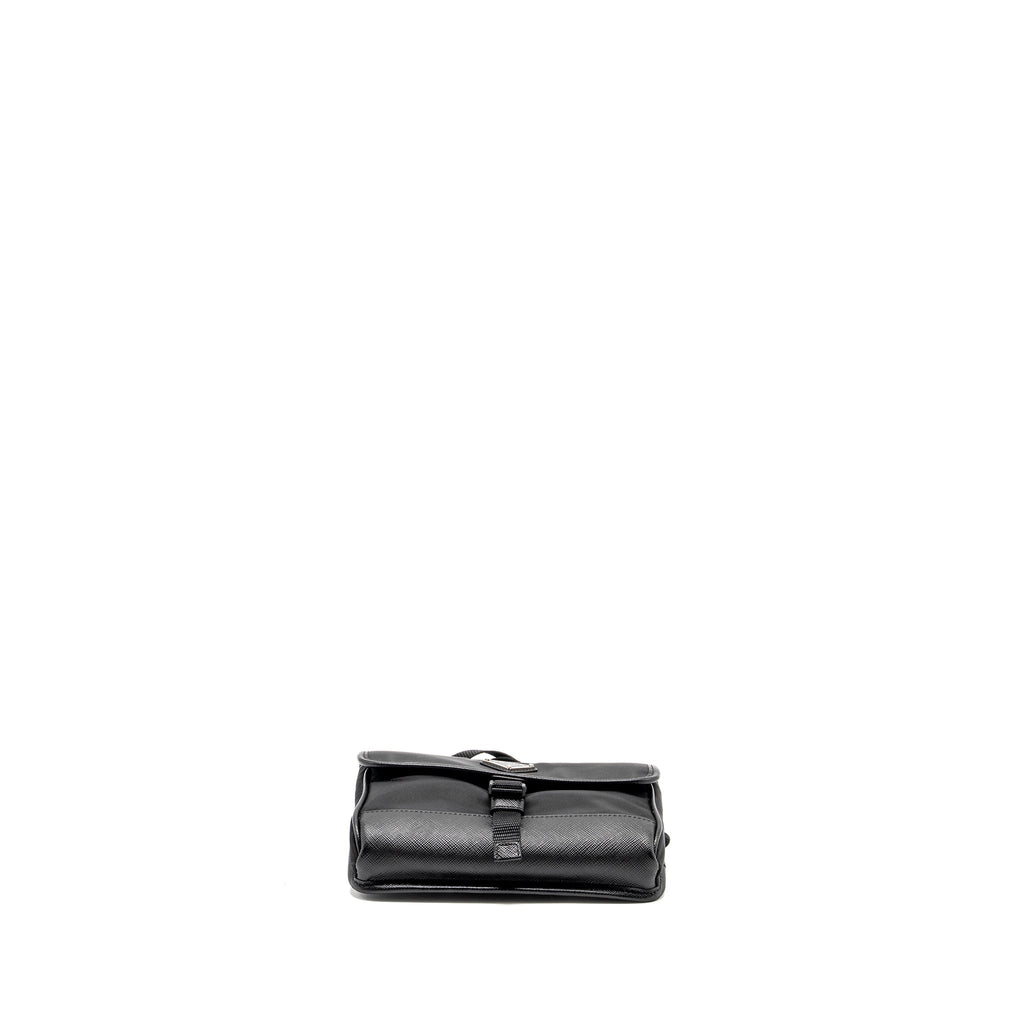 prada-smartphone-case-re-nylon-and-saffiano-leather-black-shw