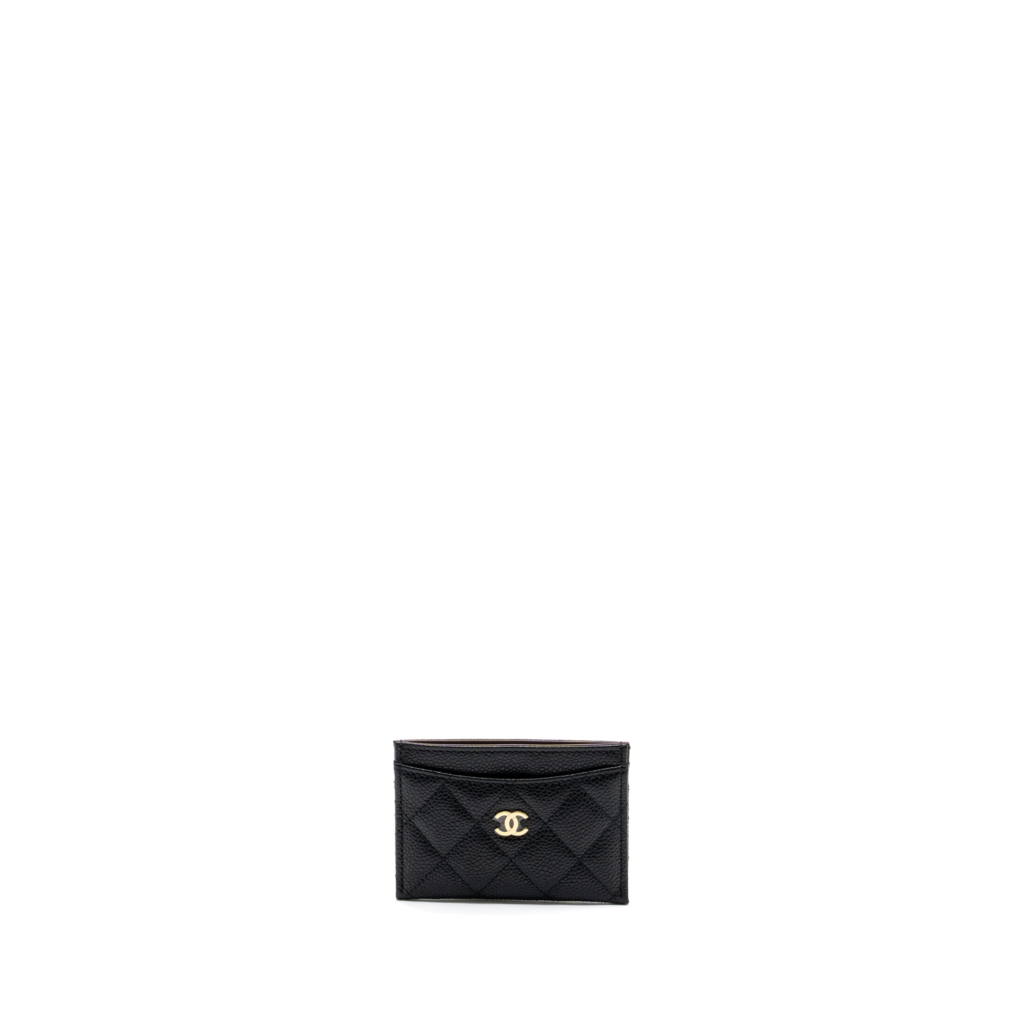chanel-classic-card-holder-caviar-black-ghwmicrochip