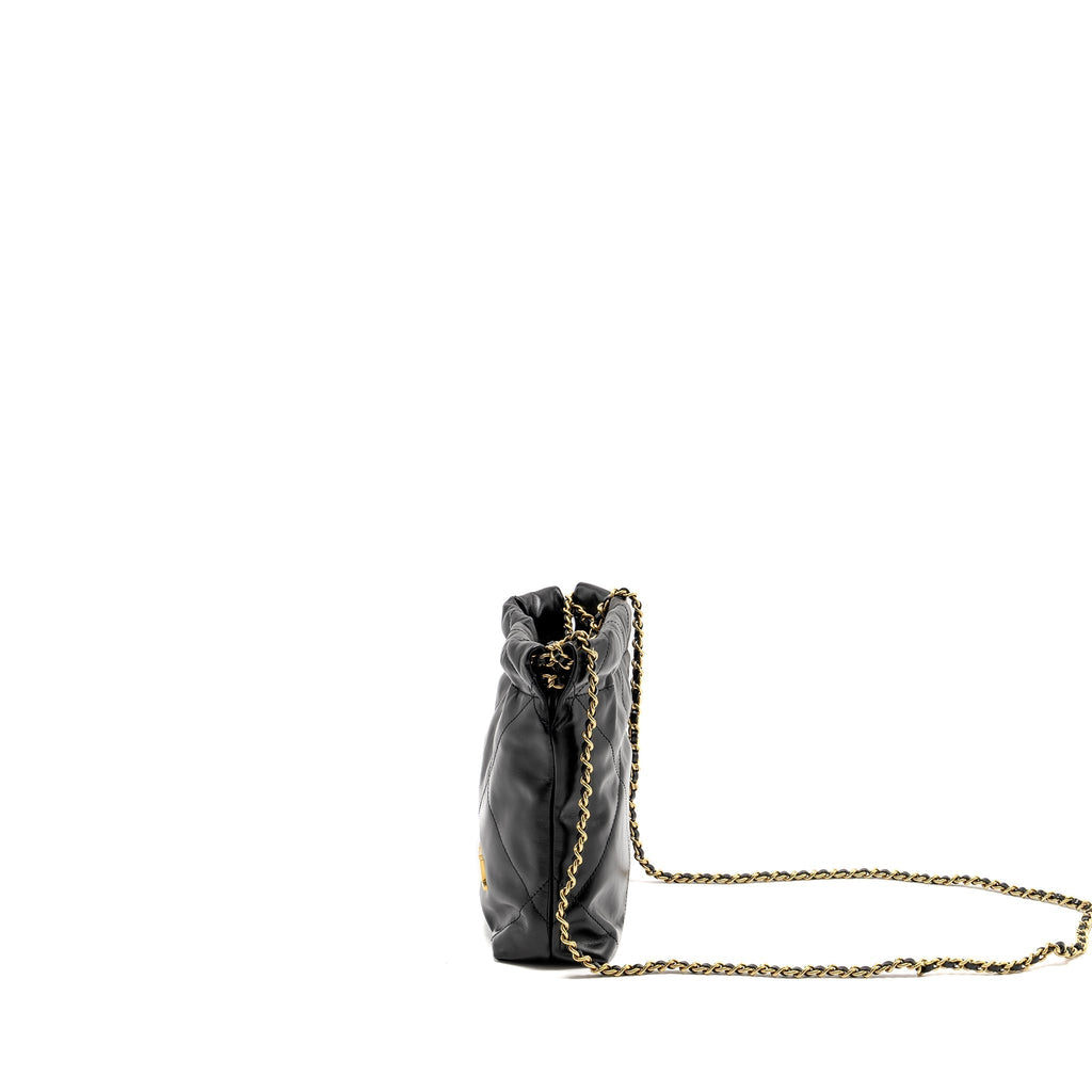 chanel-mini-22-bag-shiny-calfskin-black-ghwmicrochip-2