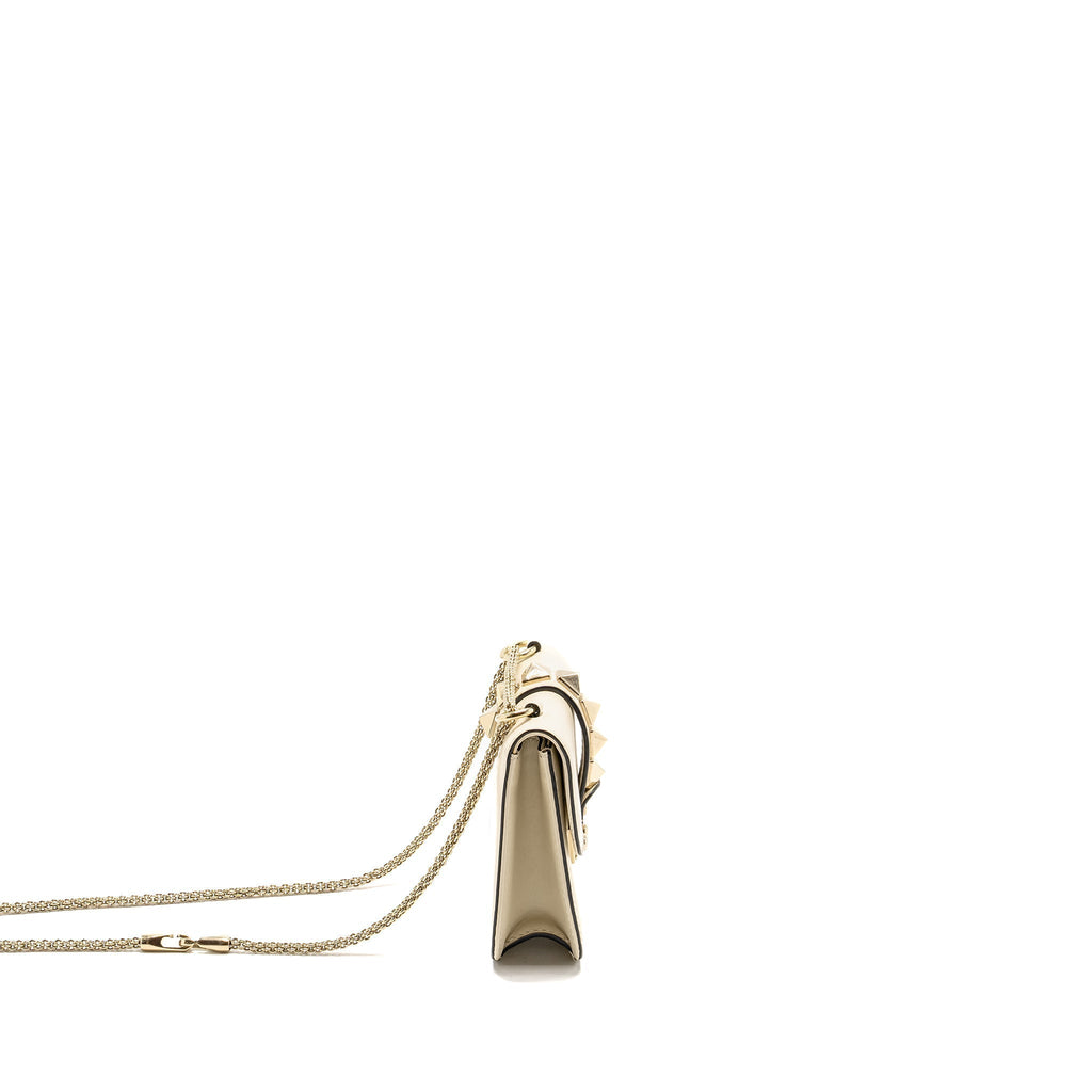 valentino-garavani-rockstud-glam-lock-chain-bag-leather-white-lghw-1