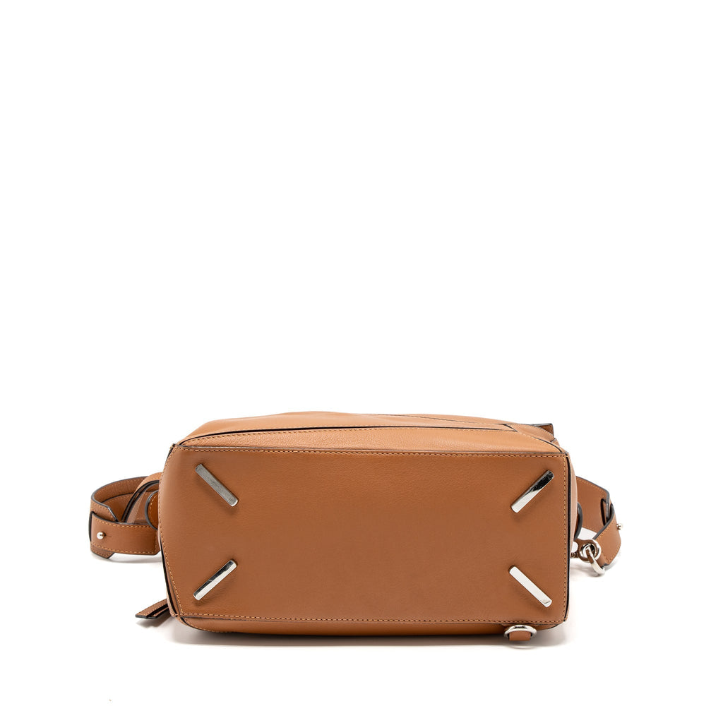 loewe-medium-puzzle-bag-calfskin-tan-ghw