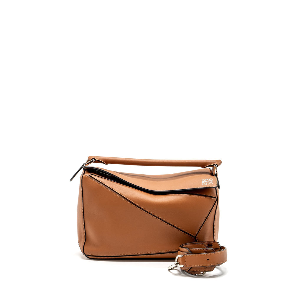 loewe-puzzle-bag-in-classic-calfskin-tan-shw-1