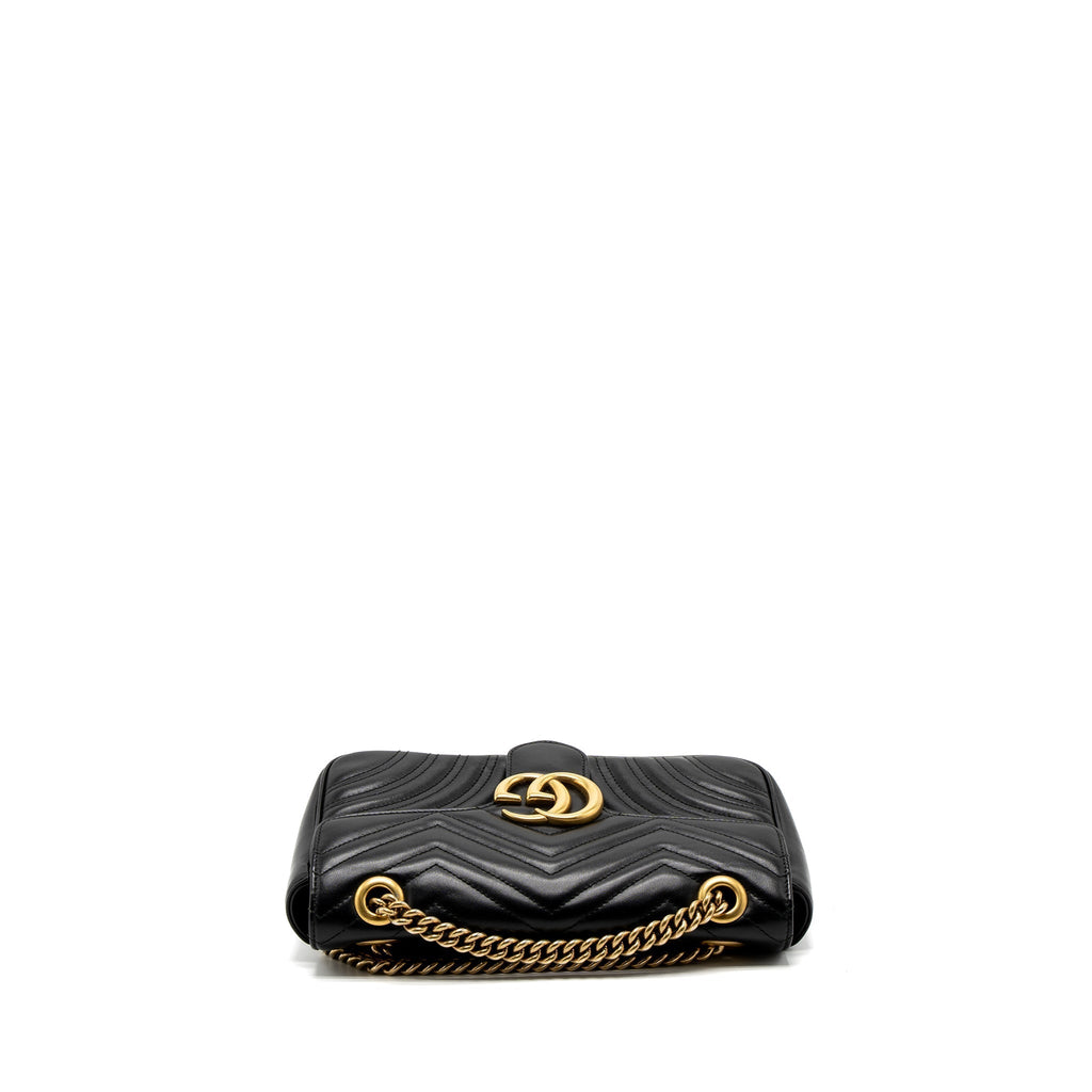 gucci-small-gg-marmont-bag-calfskin-black-ghw