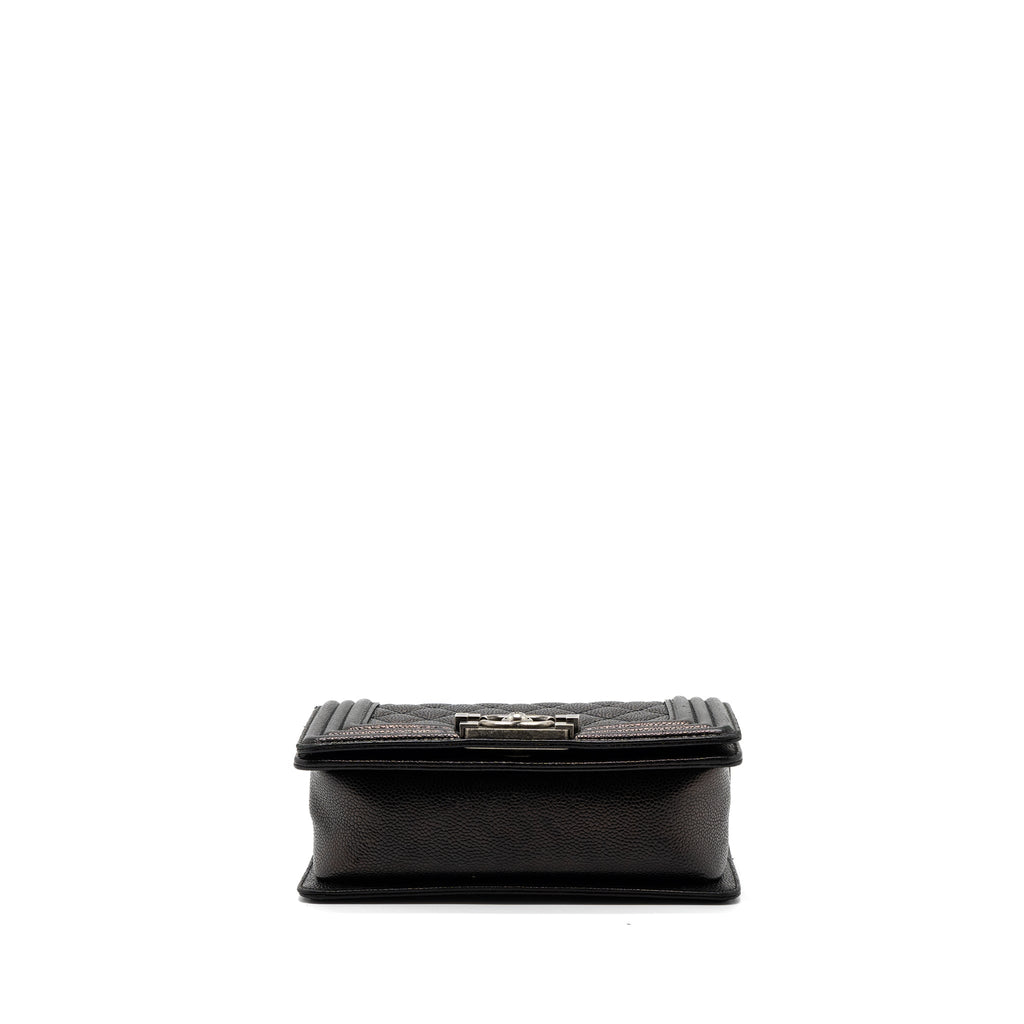 chanel-small-boy-bag-caviar-black-ruthenium-hardware